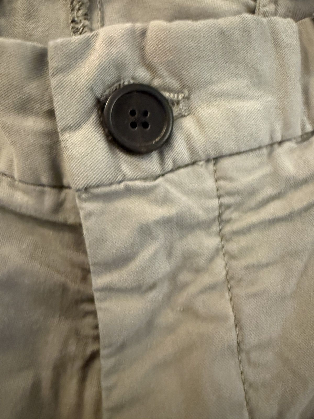 Theory Theory Zaine S. Patton Chino Short — Light Grey Size US 34 / EU 50 - 3 Thumbnail