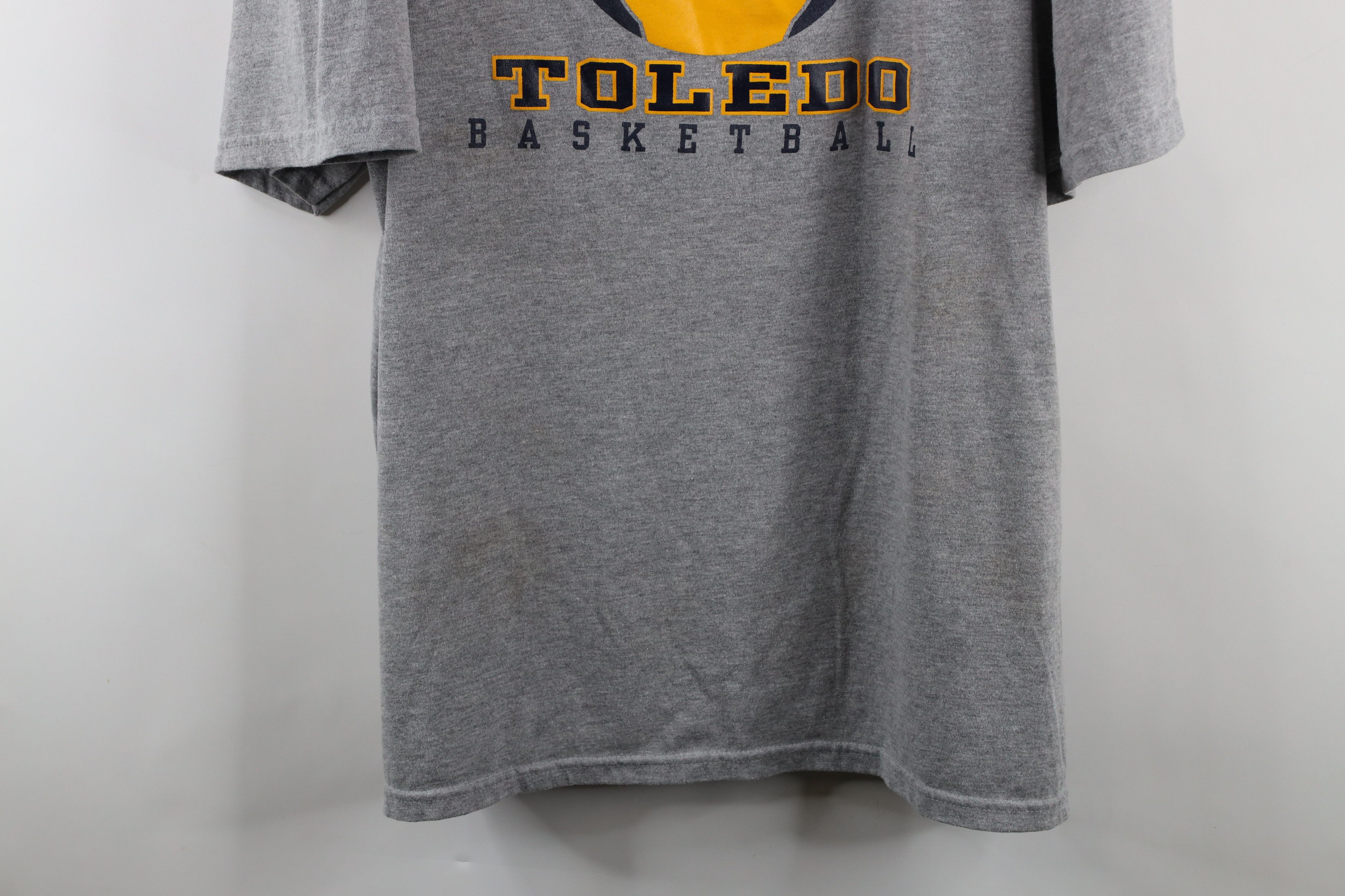 Russell Athletic × Vintage Vintage Russell Athletic University of Basketball T-Shirt Size US XXL / EU 58 / 5 - 3 Thumbnail
