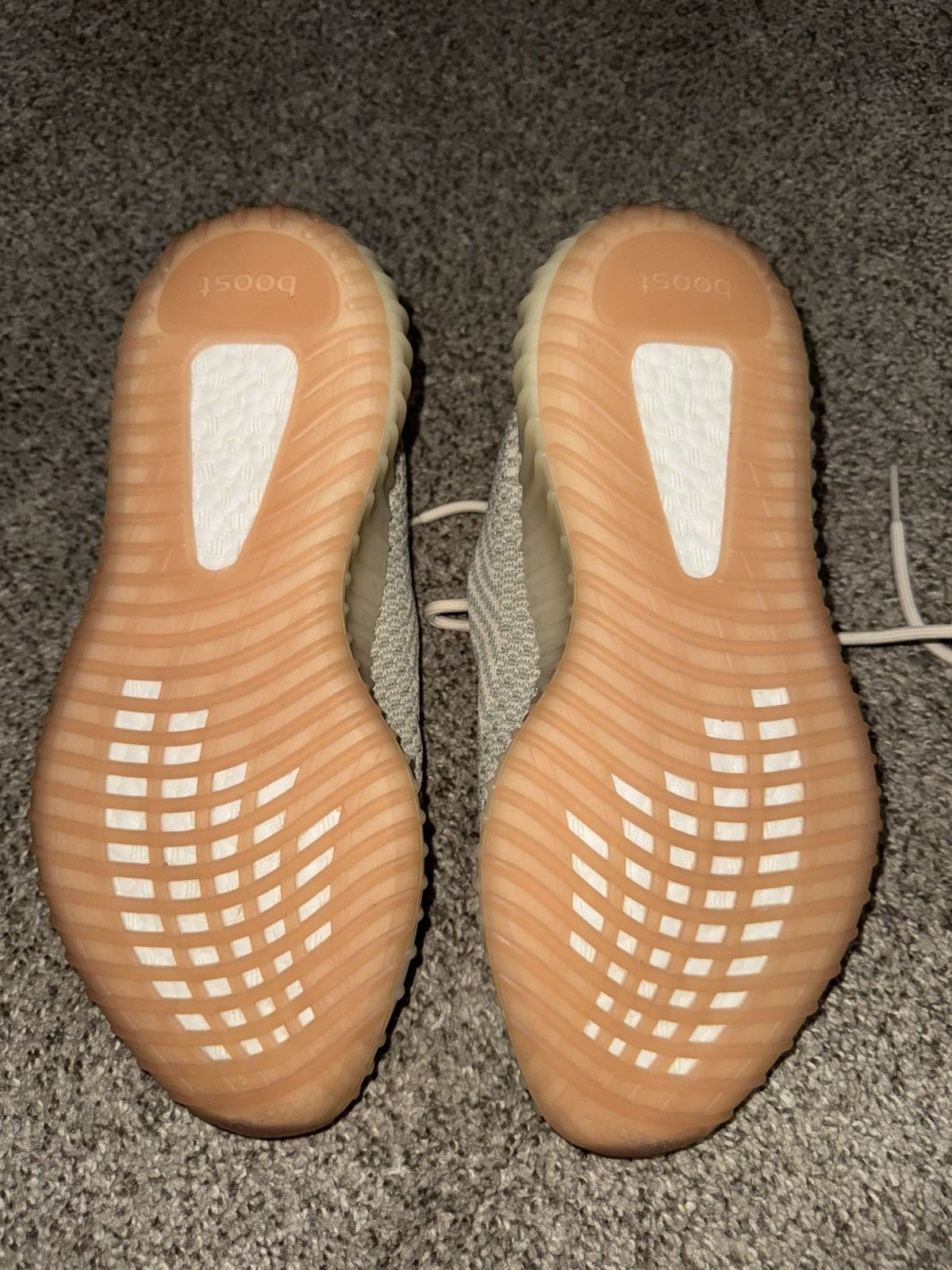 Yeezy Adidas Yeezy Boost 350 V2 “Citrin” Non Reflective Size US 9.5 / EU 42-43 - 7 Thumbnail