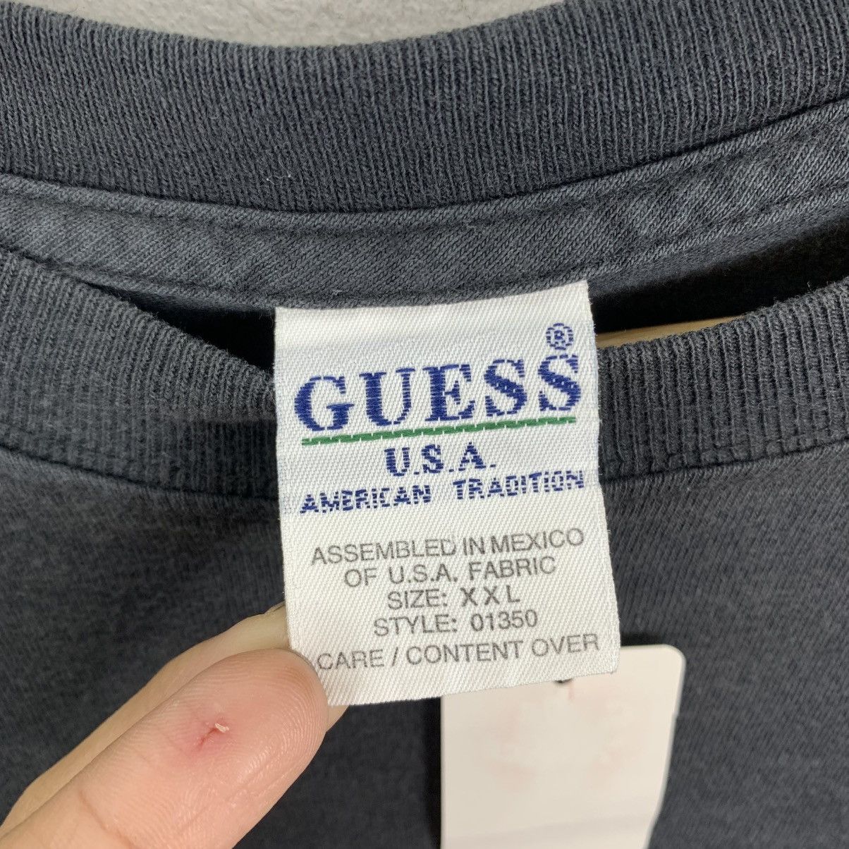 Guess Vintage 90s GUESS USA SUMO Jeans Company Short Sleeve Tshirt Size US XXL / EU 58 / 5 - 6 Thumbnail