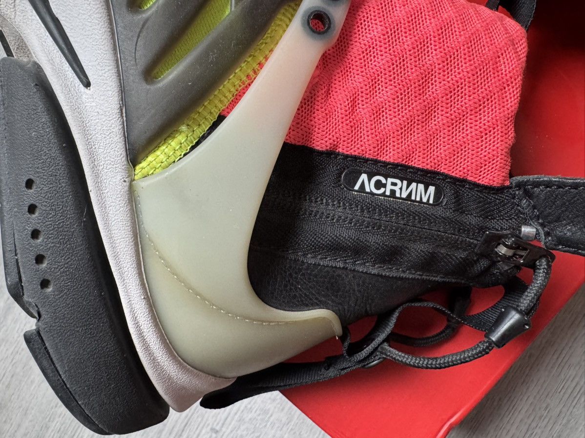 Acronym × Nike Nike x Acronym “Volt” Air Presto Size US 8.5 / EU 41-42 - 12 Thumbnail