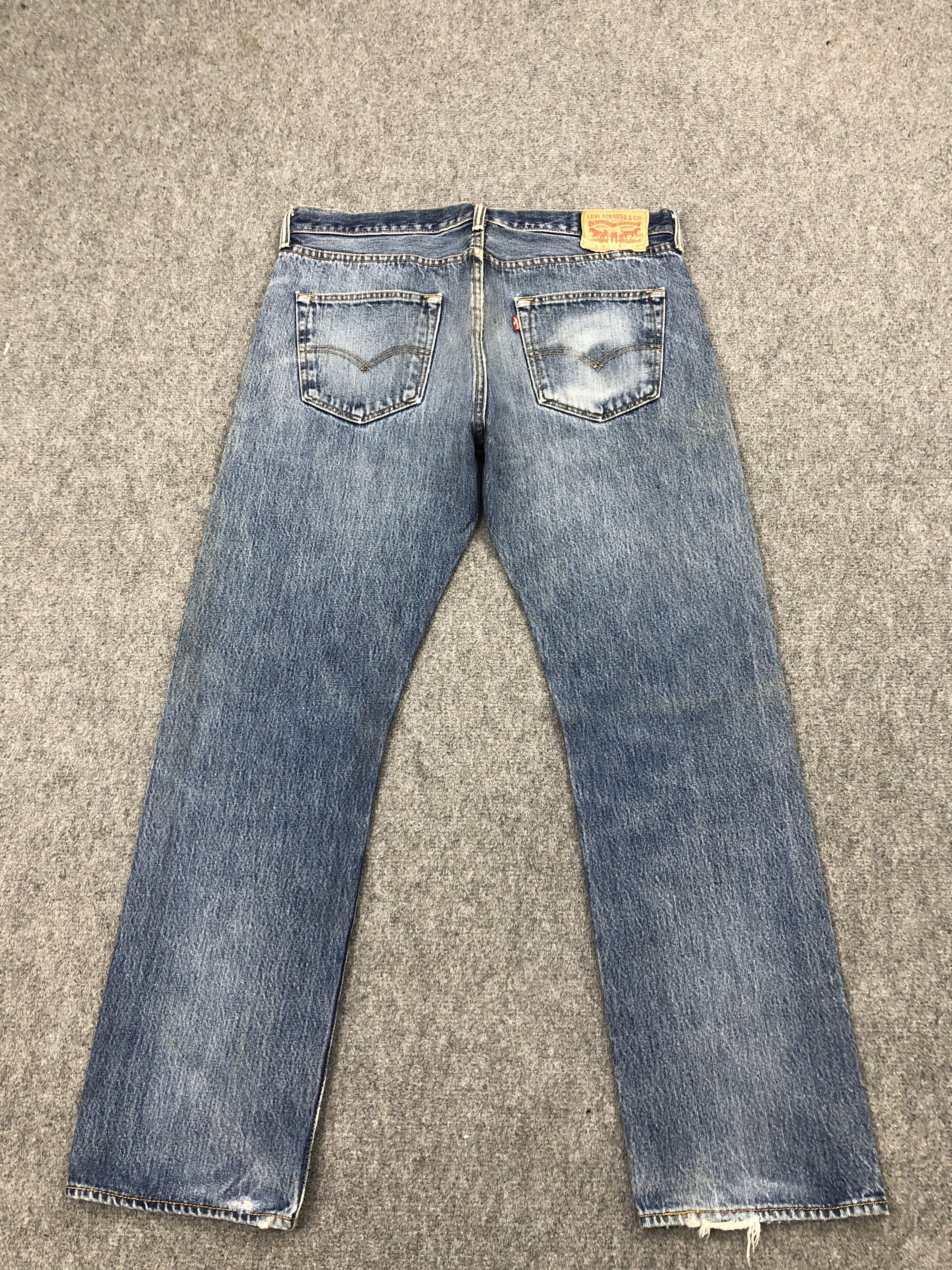 Levi's × Vintage Vintage Levis 501 Blue Denim Jeans Size US 34 / EU 50 - 3 Thumbnail