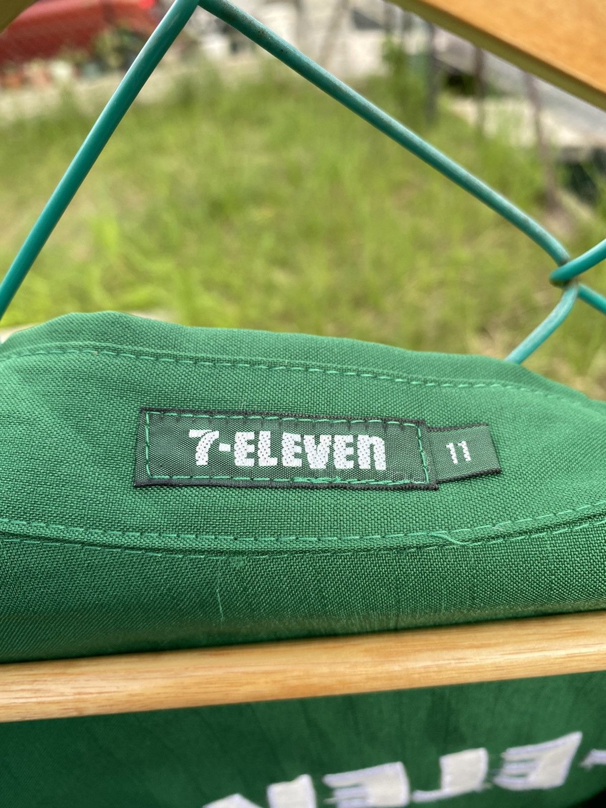 Japanese Brand Vintage 7-eleven woven spellout workshirt uniform Size US M / EU 48-50 / 2 - 8 Thumbnail