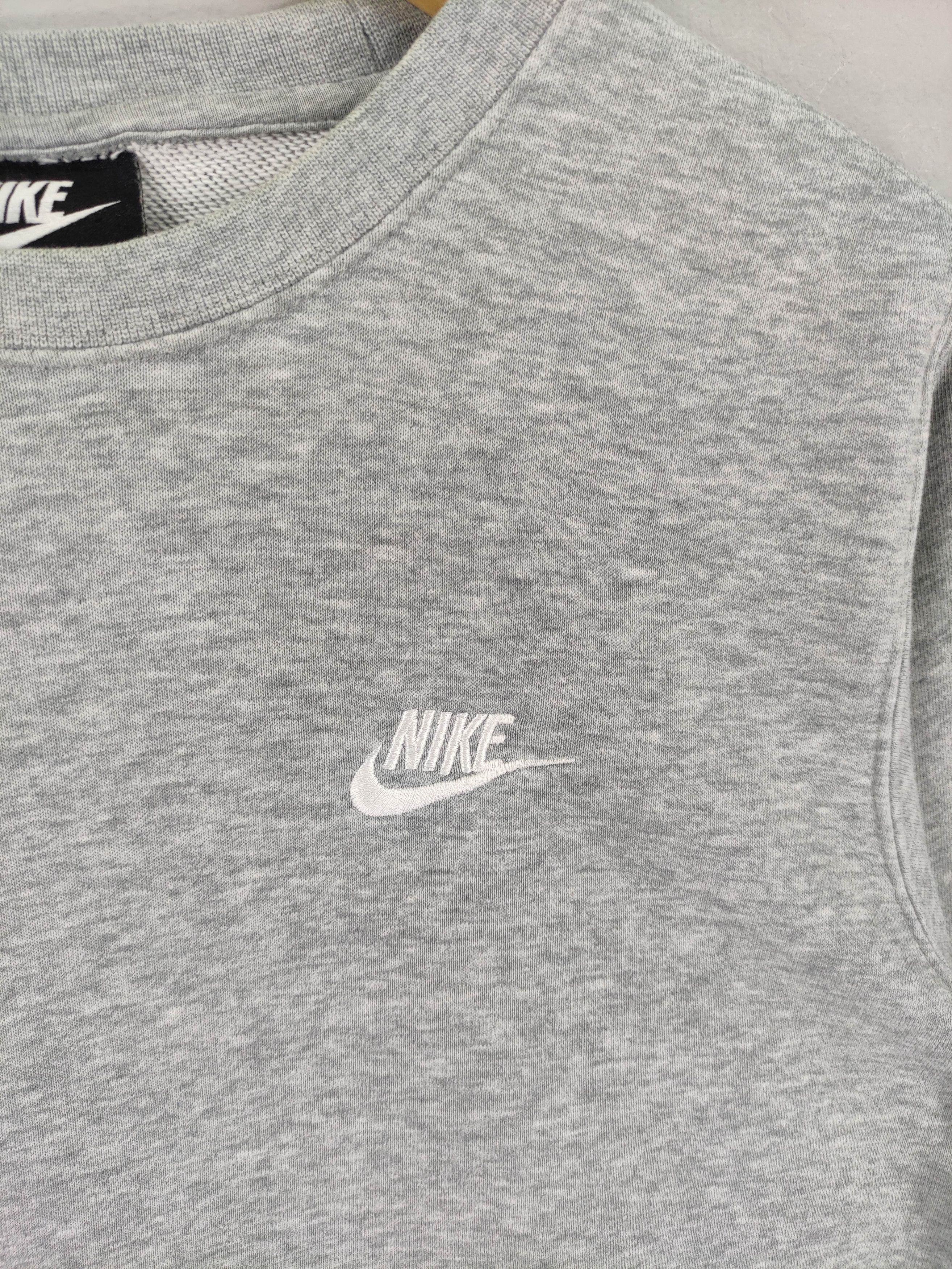 Nike Nike Small Logo Sweatshirt Jumper Size US S / EU 44-46 / 1 - 2 Thumbnail