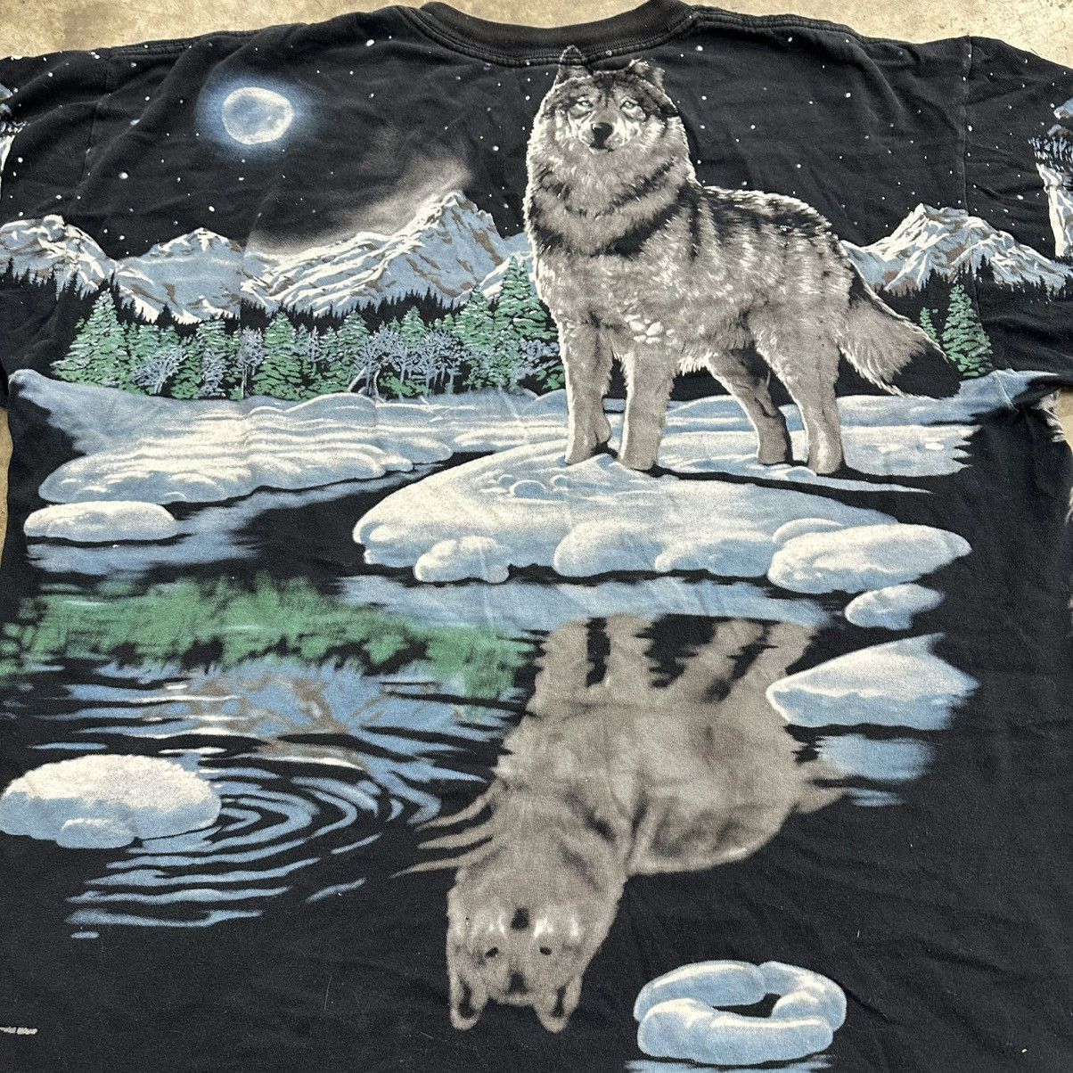 Liquid Blue Vintage Wolf Shirt Mens Extra Large Black Liquid Blue Nature Size US XL / EU 56 / 4 - 8 Thumbnail