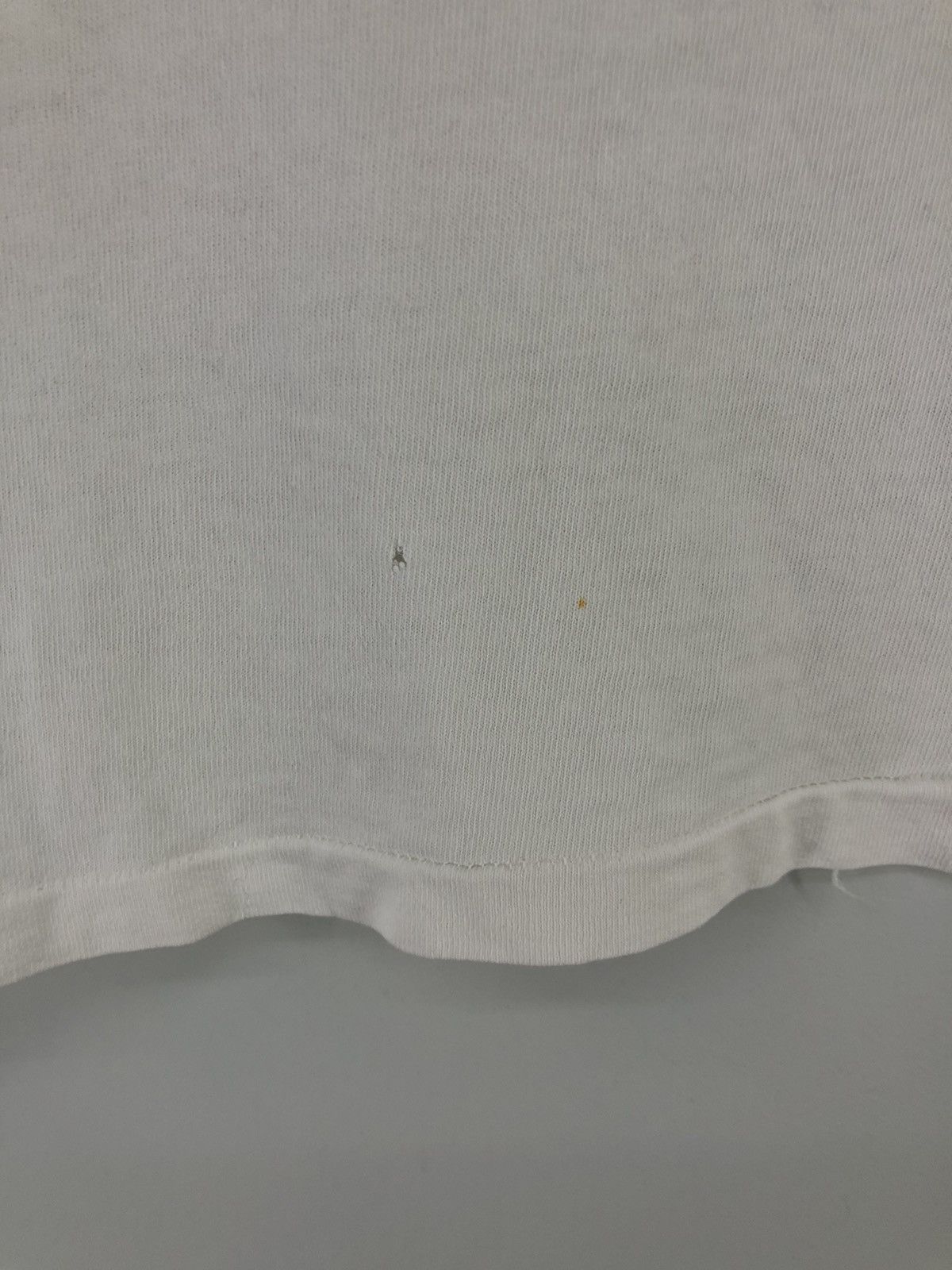 Quiksilver Vintage Quiksilver Big Spellout Distressed Tshirt Size US L / EU 52-54 / 3 - 22 Thumbnail