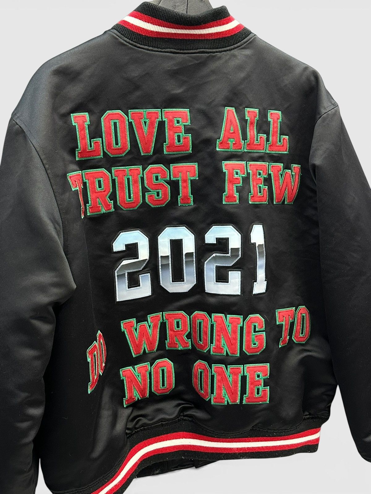 Supreme Supreme Mitchell & Ness Satin Black Varsity Jacket Size US L / EU 52-54 / 3 - 4 Thumbnail