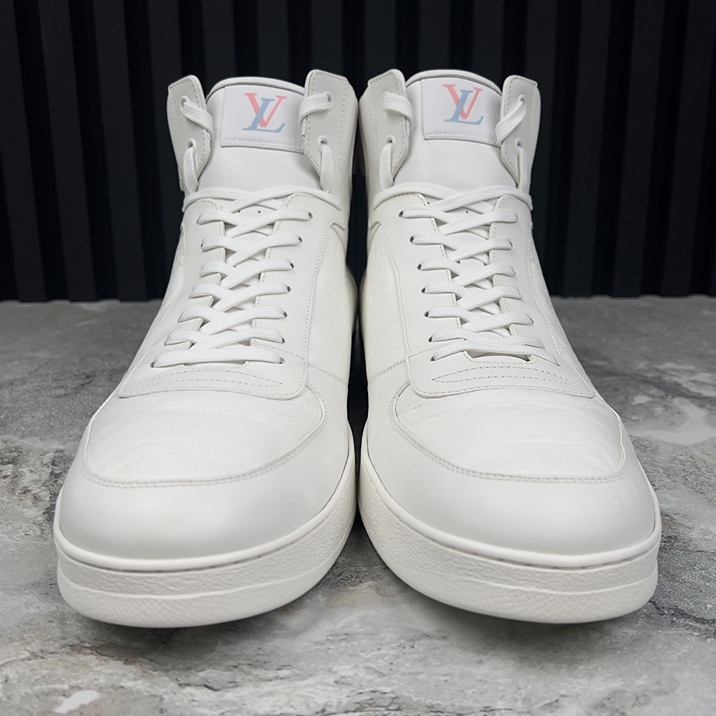 Louis Vuitton Louis Vuitton Rivoli Monogram High Sneaker Leather Size US 14 / EU 47 - 9 Thumbnail