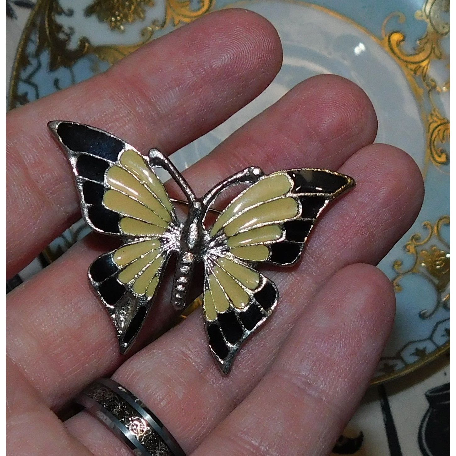 Other Vintage Black And Beige Butterfly Brooch Size ONE SIZE - 1 Thumbnail