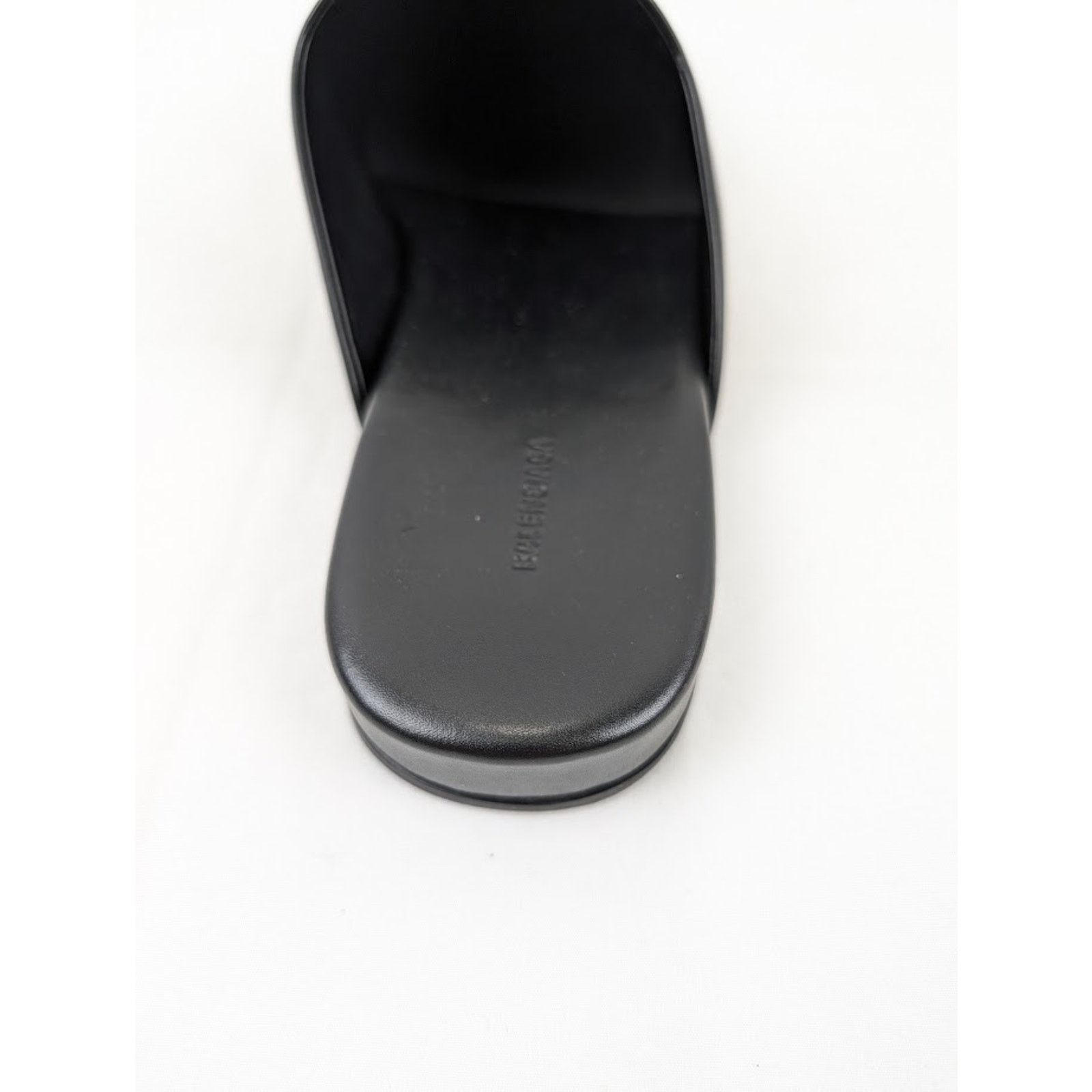 Balenciaga o1rshd1 Q:2 / Cosy BB Mules in Black/Nikel Size US 9 / EU 42 - 10 Thumbnail