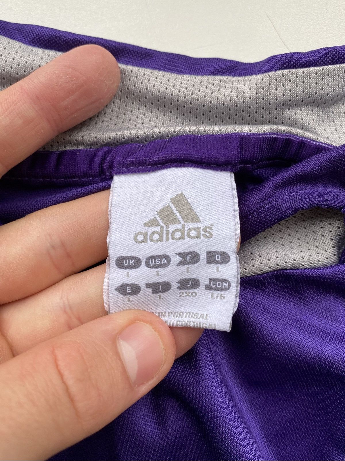 Adidas REAL MADRID 04 05 GOALKEEPER FOOTBALL SHIRT JERSEY ADIDAS Size US L / EU 52-54 / 3 - 4 Thumbnail