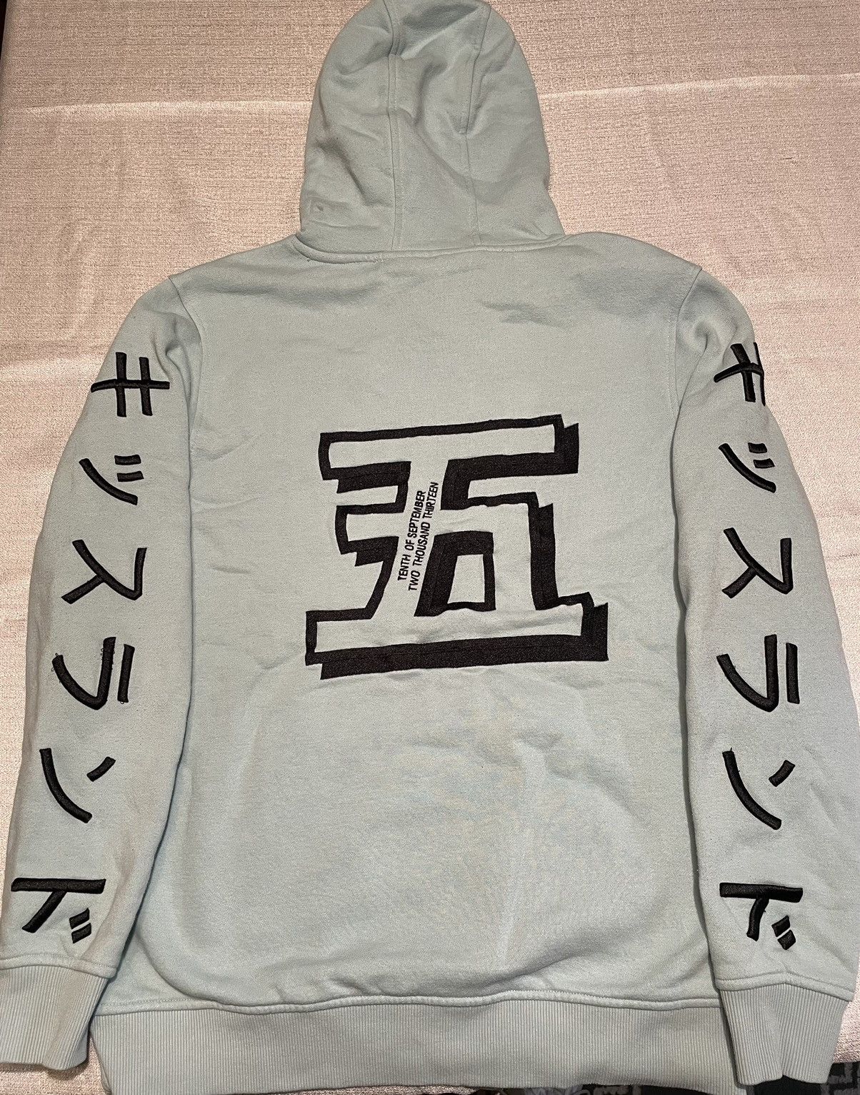 The Weeknd 5 YEAR ANNIVERSARY KISS LAND EMBROIDERED SKYLINE HOODIE Size US M / EU 48-50 / 2 - 3 Thumbnail