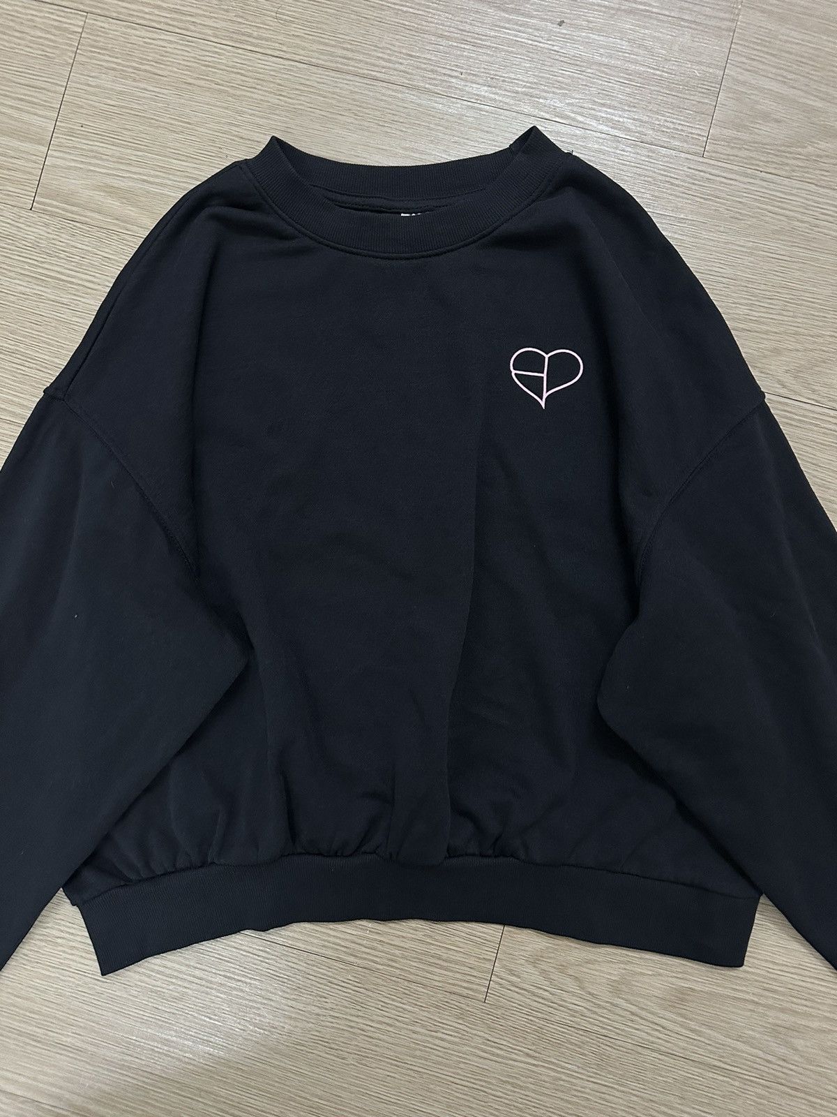 Designer × Rap Tees Rare And Beautiful Blackpink K-Pop Lisa Sweatshirt Size XL / US 12-14 / IT 48-50 - 5 Thumbnail