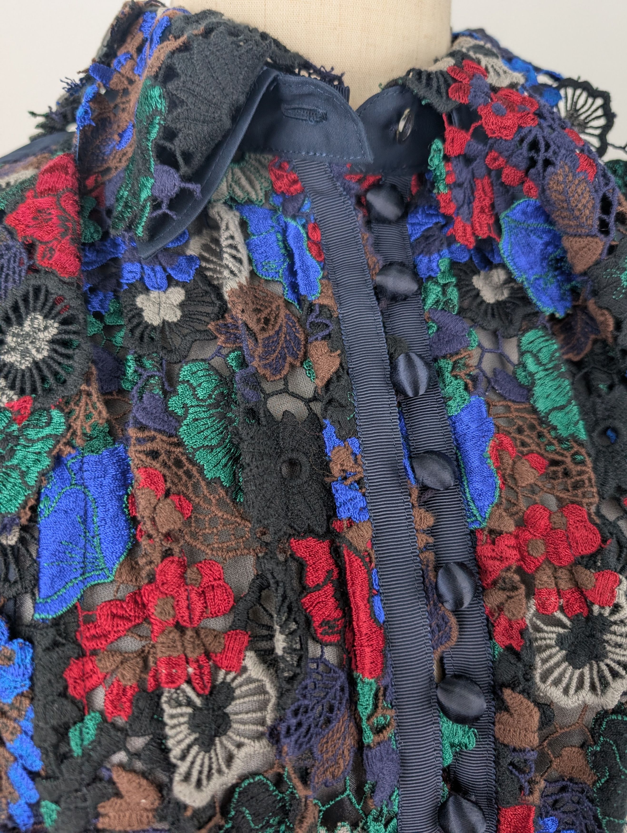 Sacai Sacai Navy Dress With Multi Color Cotton Floral Embroidery Size S / US 4 / IT 40 - 3 Thumbnail