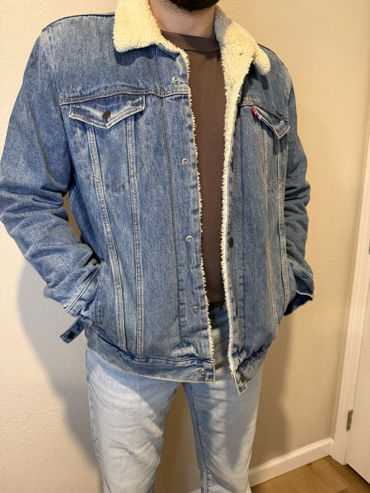 Levi's Vintage Clothing Levi’s Sherpa lined Denim jacket Size US XL / EU 56 / 4 - 2 Thumbnail