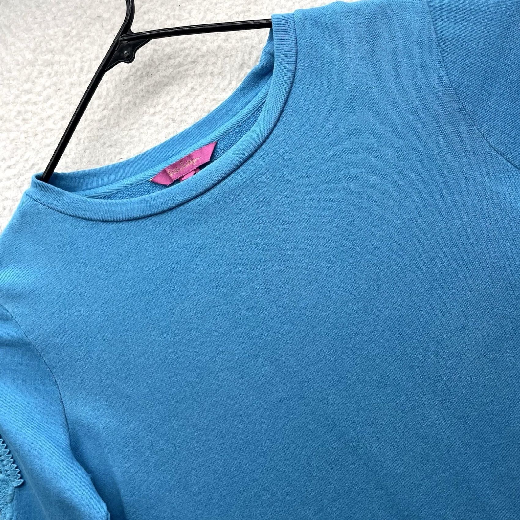 Lilly Pulitzer Lilly Pulitzer Sweatshirt Womens Medium Turquoise Crew Neck Lacey Eyelet Rooney Size M / US 6-8 / IT 42-44 - 2 Thumbnail