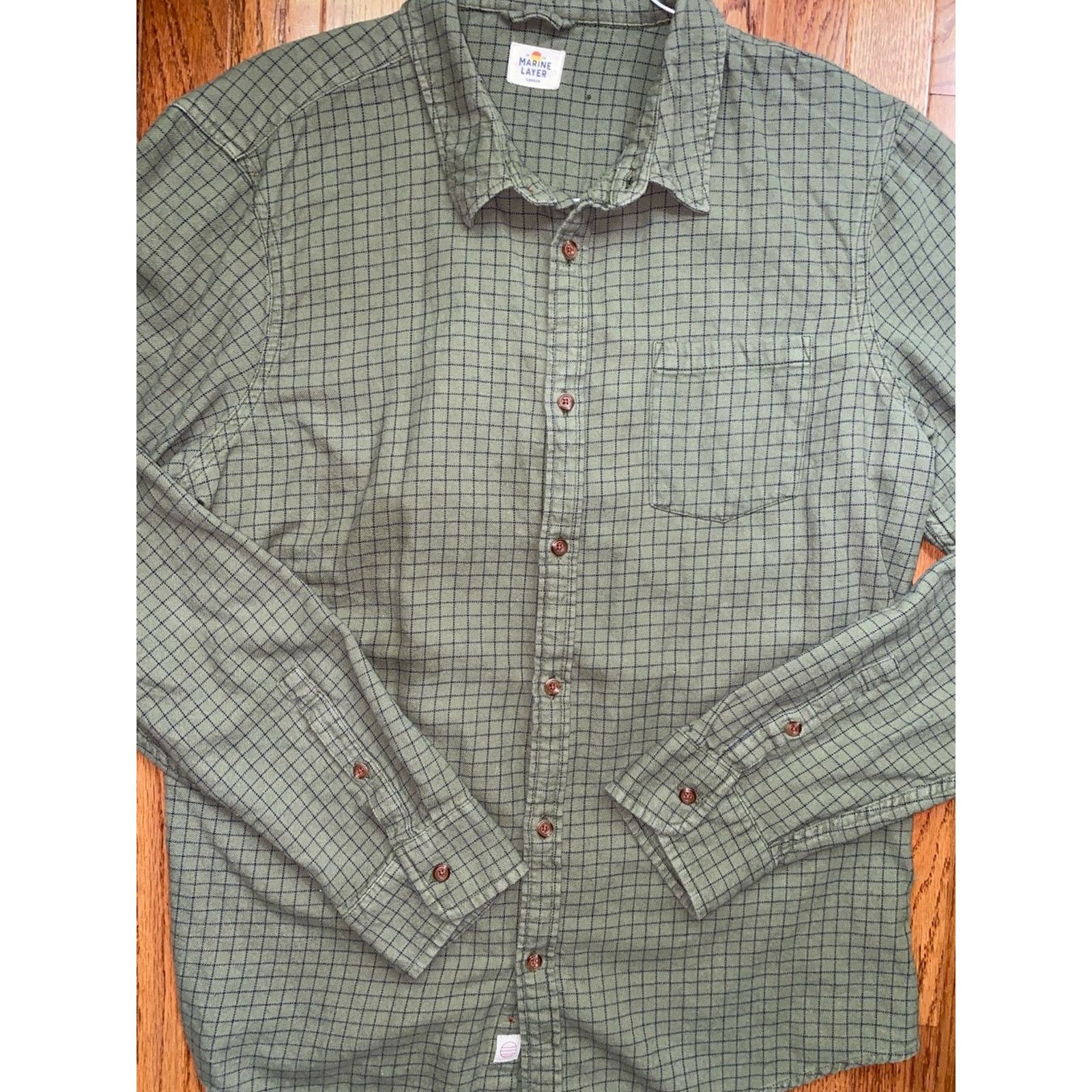 Marine Layer Marine Layer $124 Classic Fit Balboa Button Down Large EUC Size US L / EU 52-54 / 3 - 2 Thumbnail