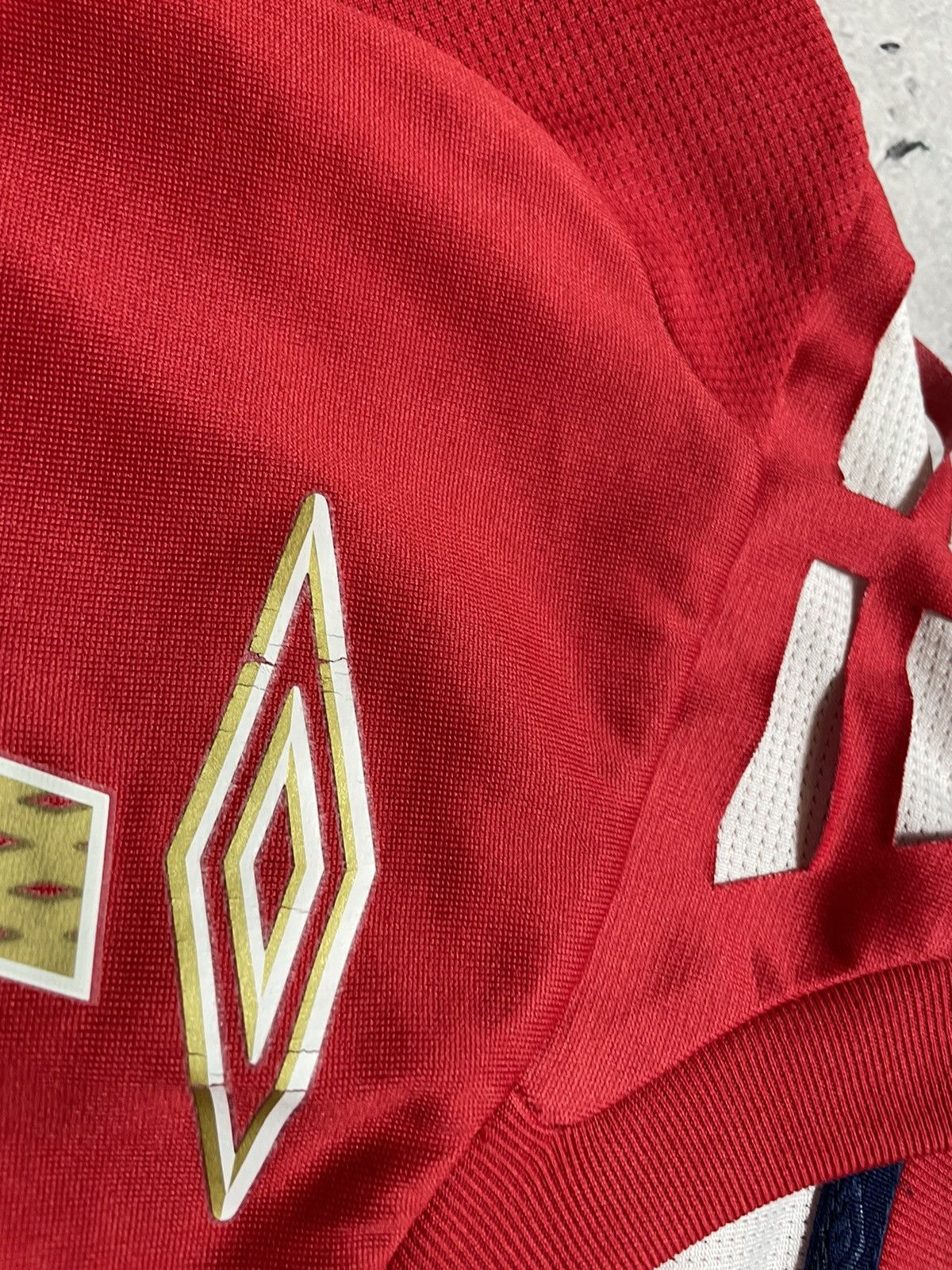 Umbro Steven Gerrard #4 England Soccer National Team Umbro Jersey Size US M / EU 48-50 / 2 - 7 Thumbnail