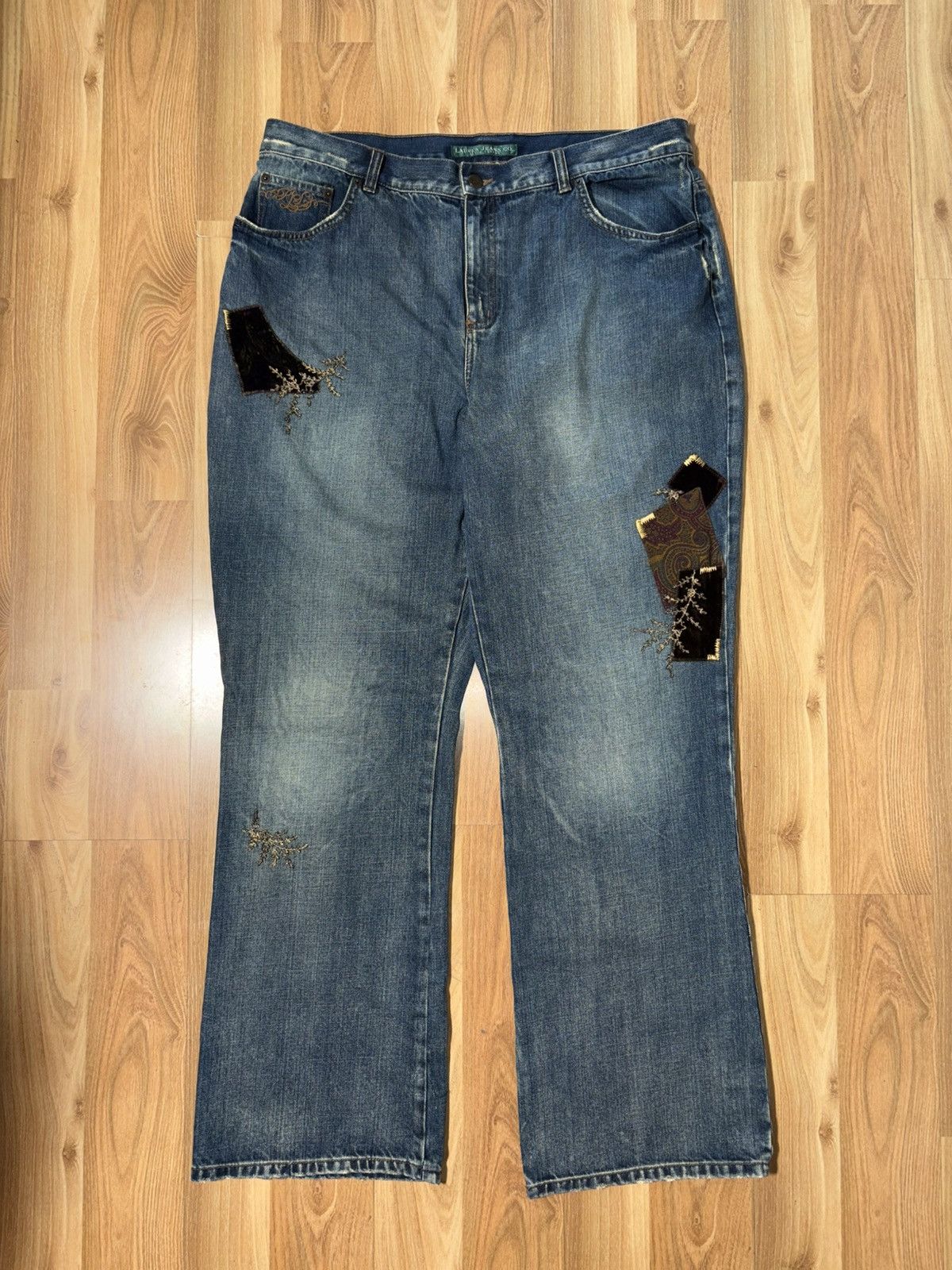 Lauren Ralph Lauren Vintage Lauren Ralph Lauren Patchwork& Embroidered Denim 16W Size 38" / US 16 / IT 52 - 1 Thumbnail