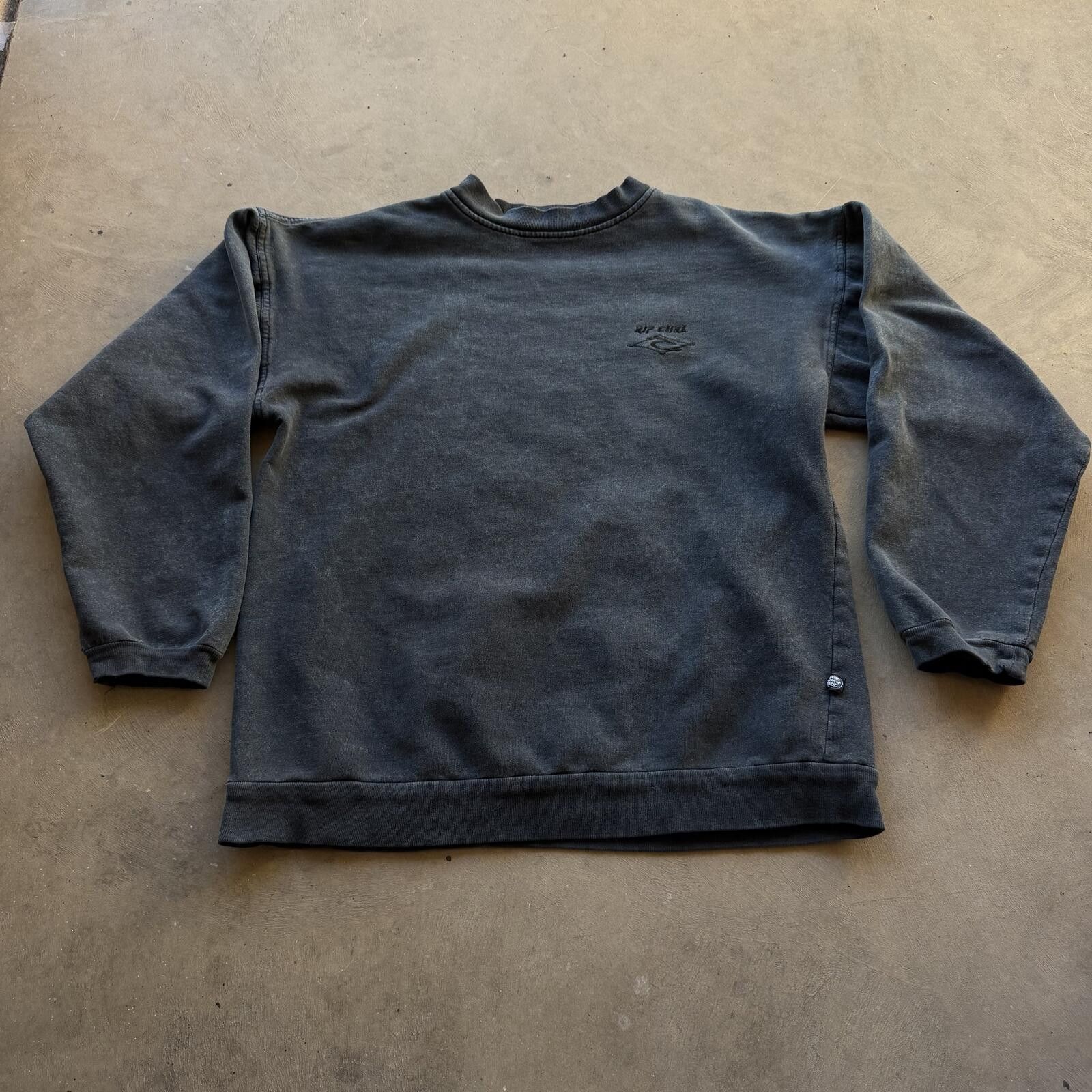 Rip Curl Vintage 80s Rip Curl Surf Faded Wash Crewneck Grunge 90s Size US L / EU 52-54 / 3 - 1 Thumbnail