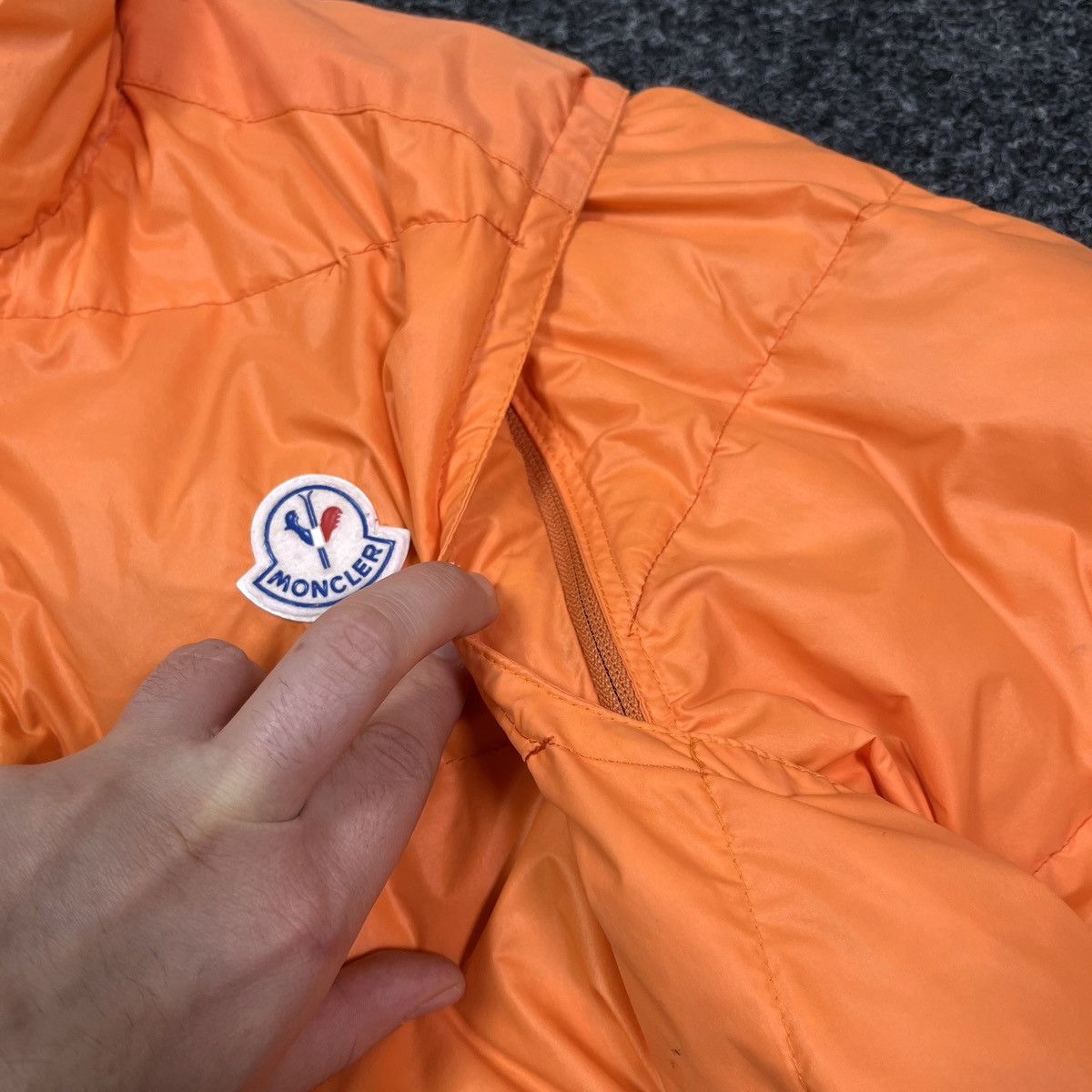 Moncler Moncler Grenoble Down Puffer Jacket Vintage Size US L / EU 52-54 / 3 - 10 Thumbnail