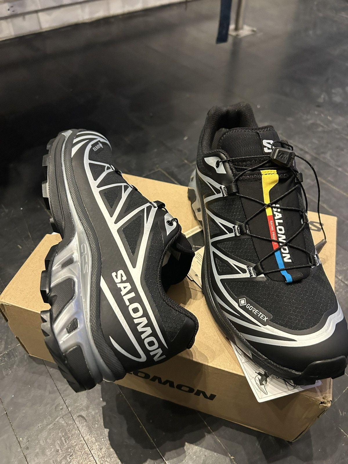 Salomon Salomon XT-6 Goretex Size US 9 / EU 42 - 3 Thumbnail