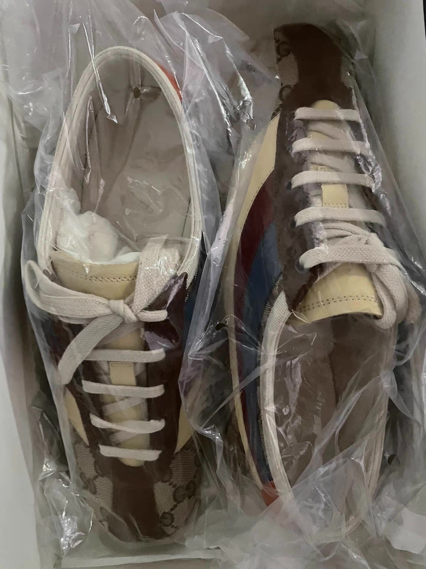 Gucci Gucci Bee Monogram Retro Sneakers Ｑ21 Size US 7.5 / EU 40-41 - 4 Thumbnail