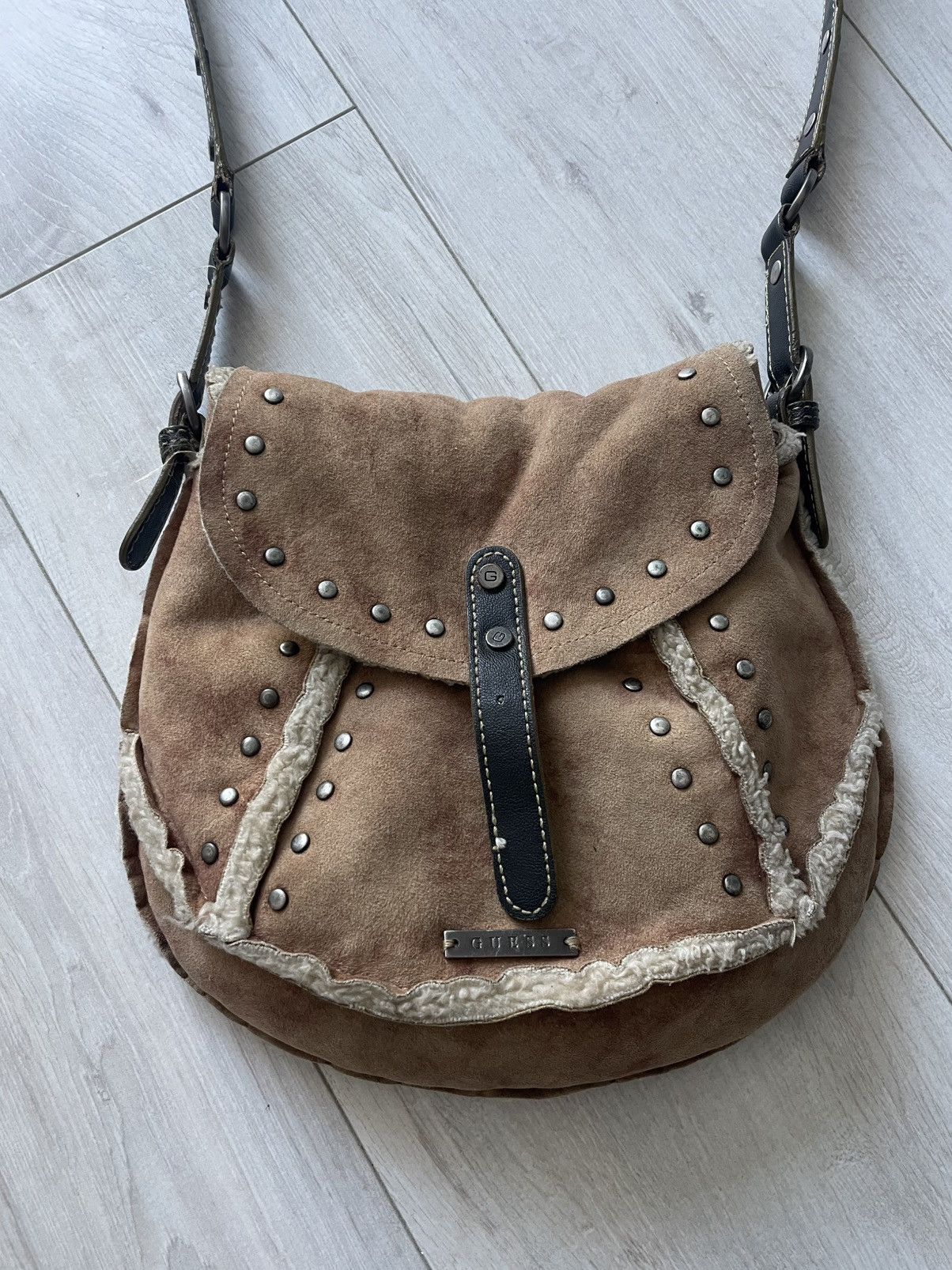 Guess Vintage Y2K Guess Avant Garde 00’s Fur Leather Bag RARE Size ONE SIZE - 5 Thumbnail