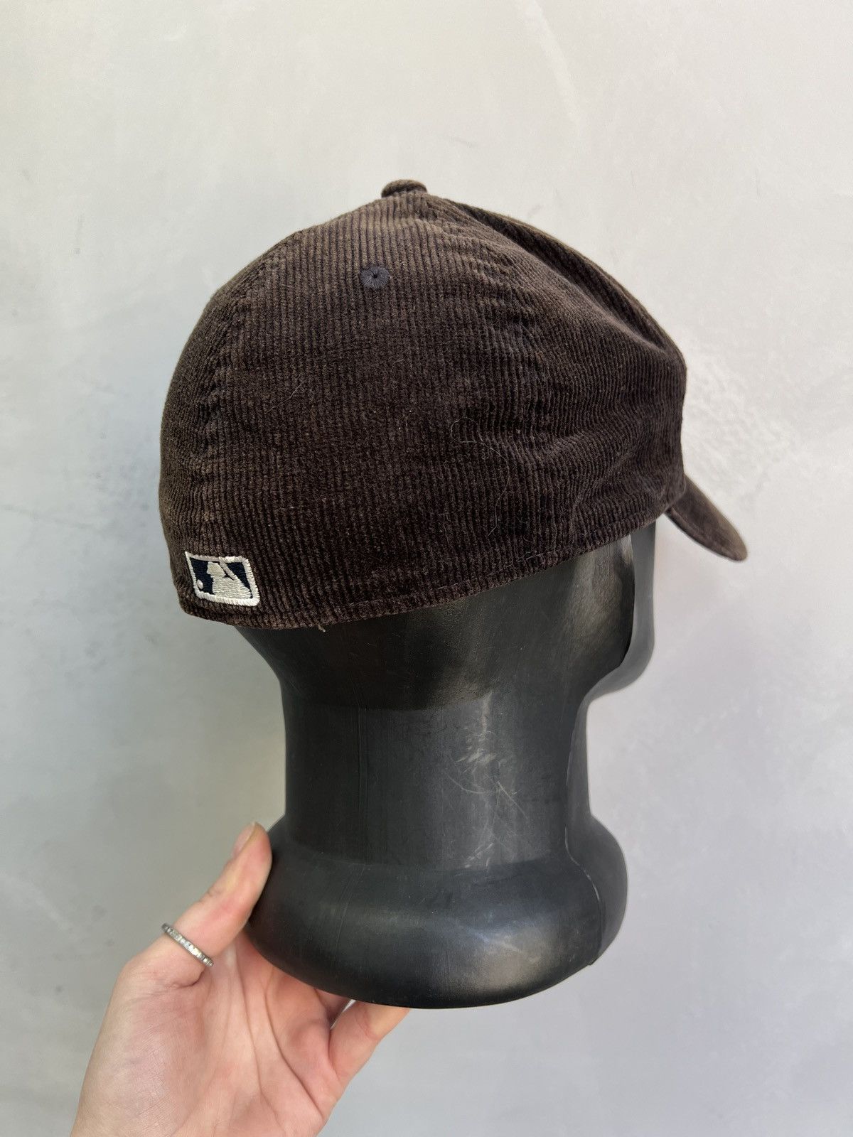 New York Yankees New York Yankees sun faded y2k hat cap Size ONE SIZE - 5 Thumbnail