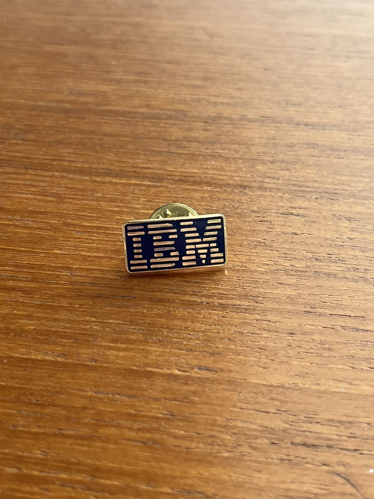 Vintage IBM logo vintage pin Size ONE SIZE - 1 Thumbnail