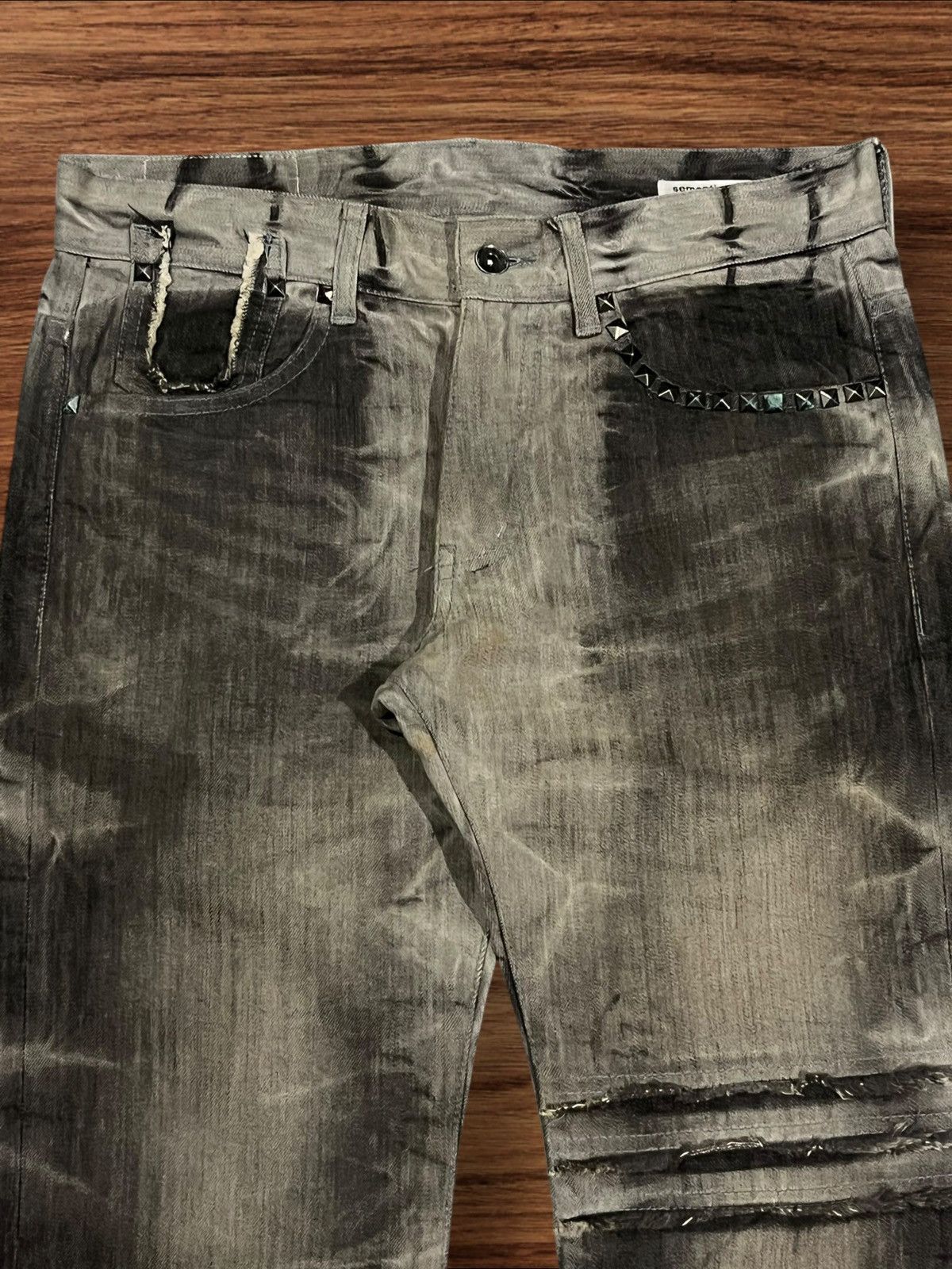 If Six Was Nine Semantic Design Gothic Studded Acid Wash Distress Flare Jean Size US 31 - 4 Thumbnail