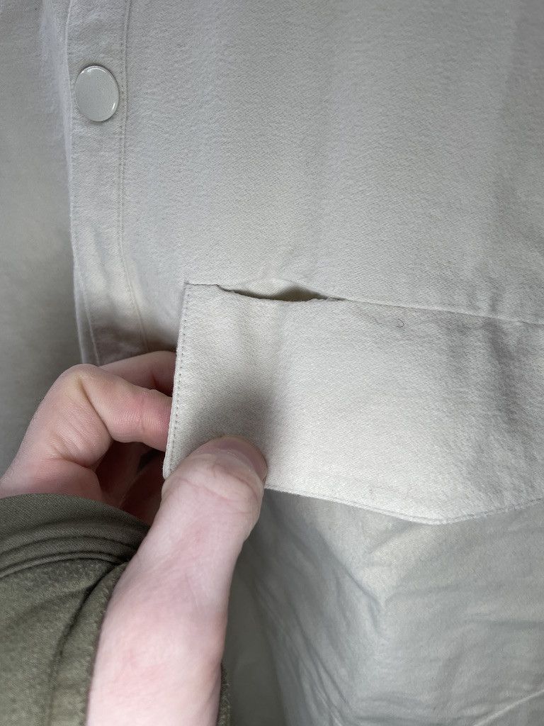 Arc'teryx ARCTERYX VEILANCE SH08 Patrol Birchwood Button Down Shirt Size US M / EU 48-50 / 2 - 9 Thumbnail