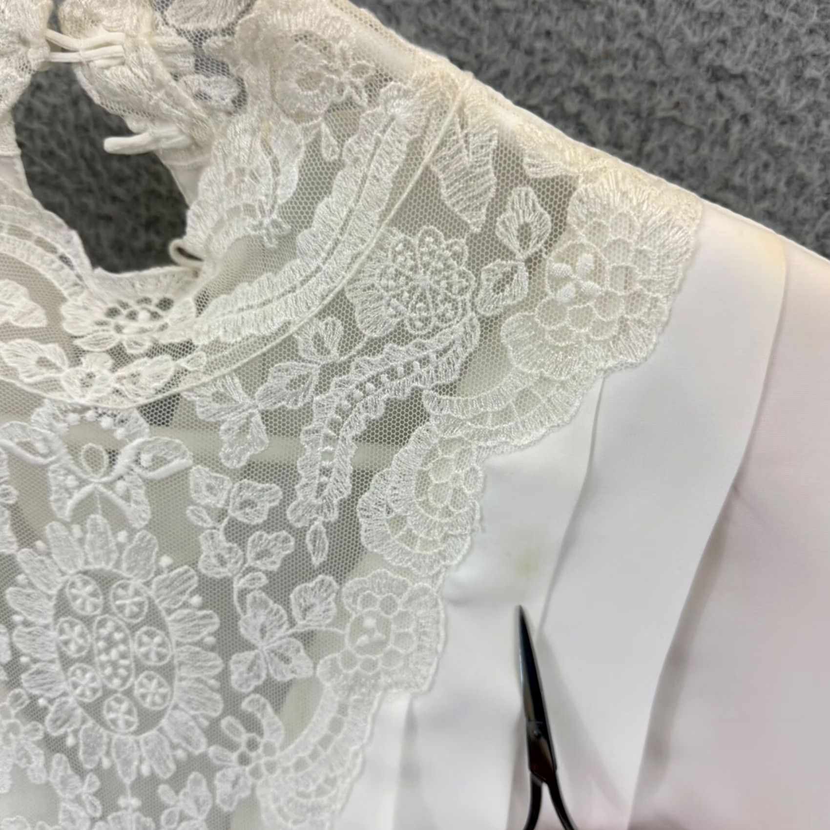 Vintage VINTAGE Sellecca Shirt Womens 12 White Blouse Embroidered 80s Button Lace Top Size XL / US 12-14 / IT 48-50 - 4 Thumbnail