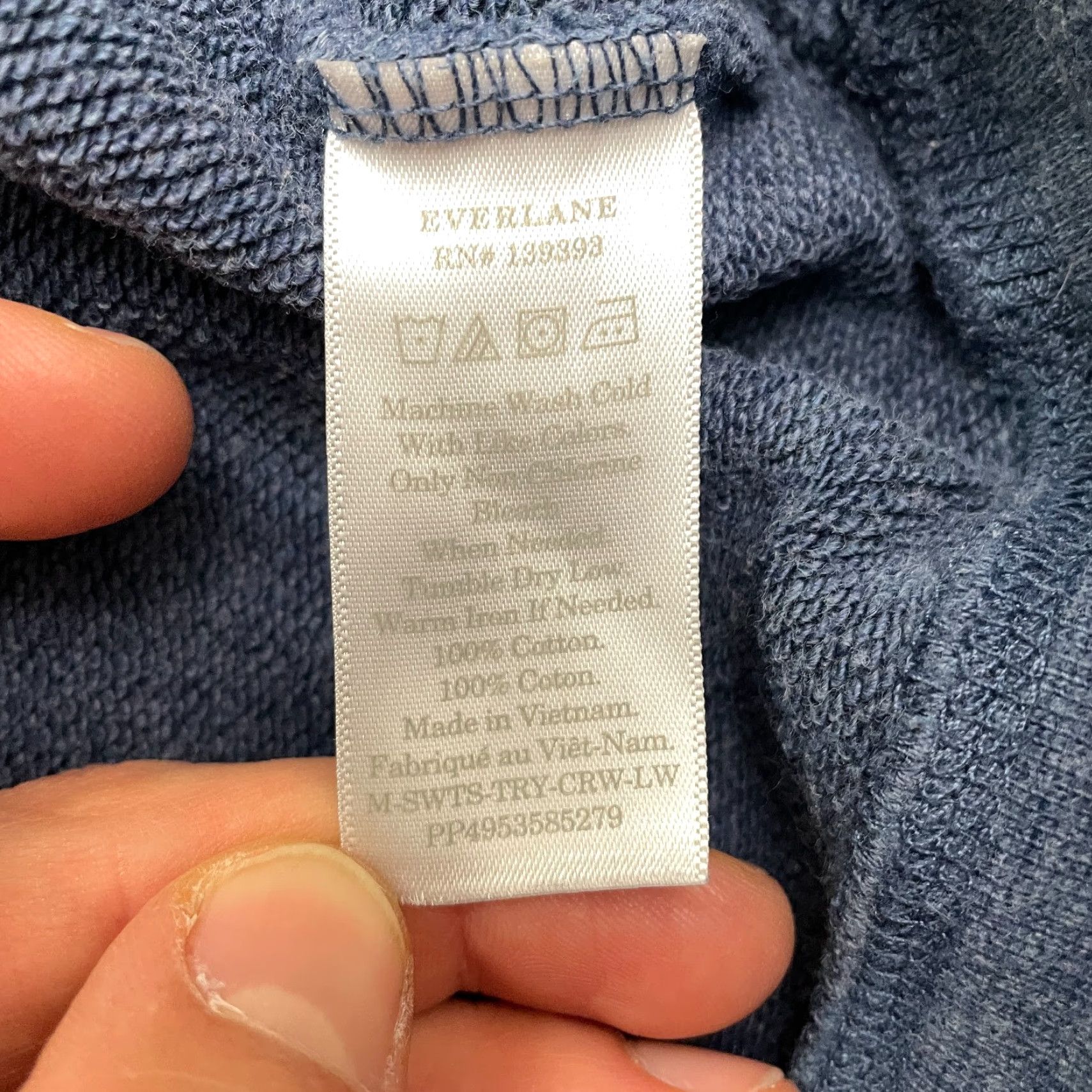 Everlane VINTAGE Everlane Pullover Sweatshirt Men Large Blue Crew Neck Casual Preppy All Seasons Size US L / EU 52-54 / 3 - 5 Thumbnail