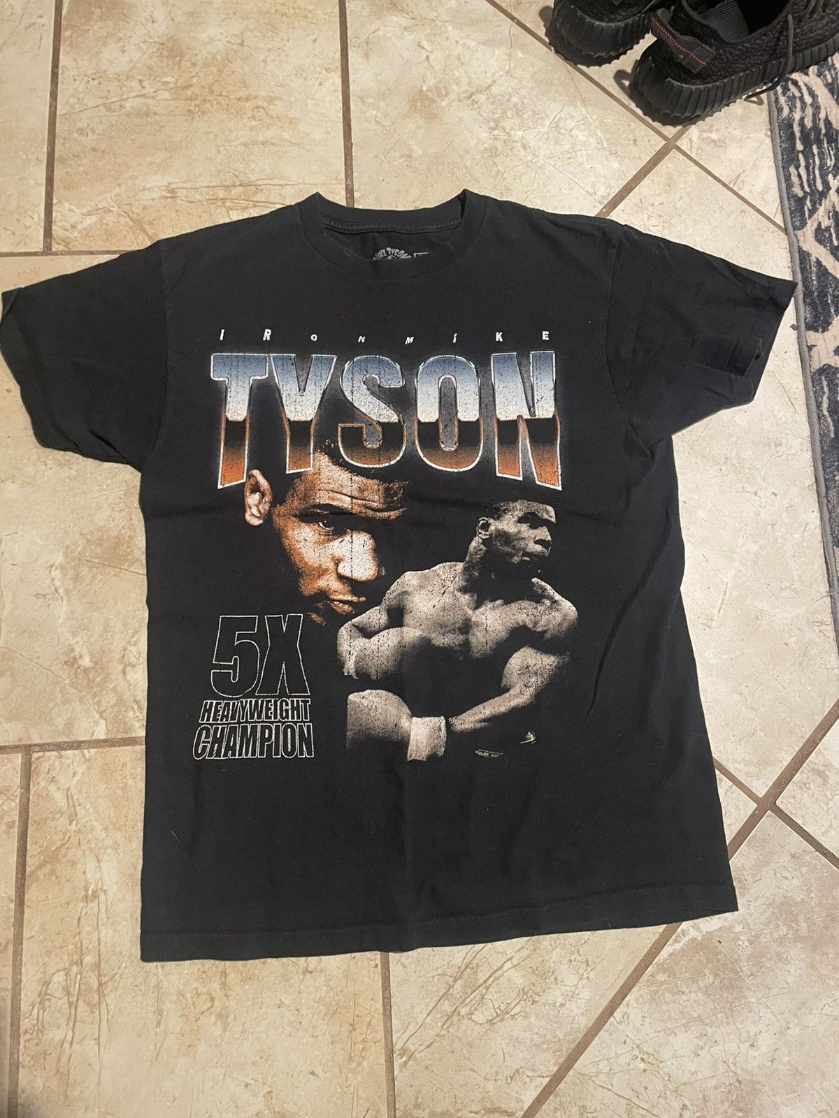 Vintage Vintage Iron Mike Tyson T-Shirt Size US M / EU 48-50 / 2 - 1 Thumbnail