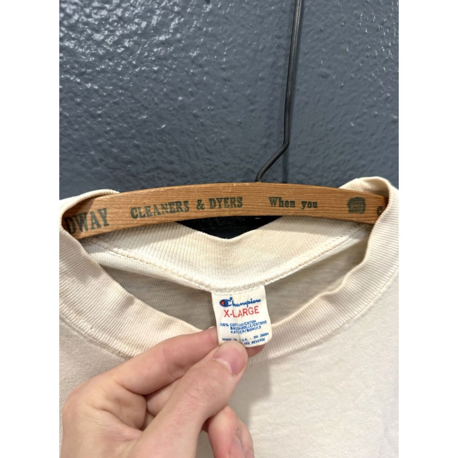 Champion VINTAGE Champion Long Sleeve Shirt XL Men White College 80s Sylvester House Principia Size US XL / EU 56 / 4 - 2 Thumbnail