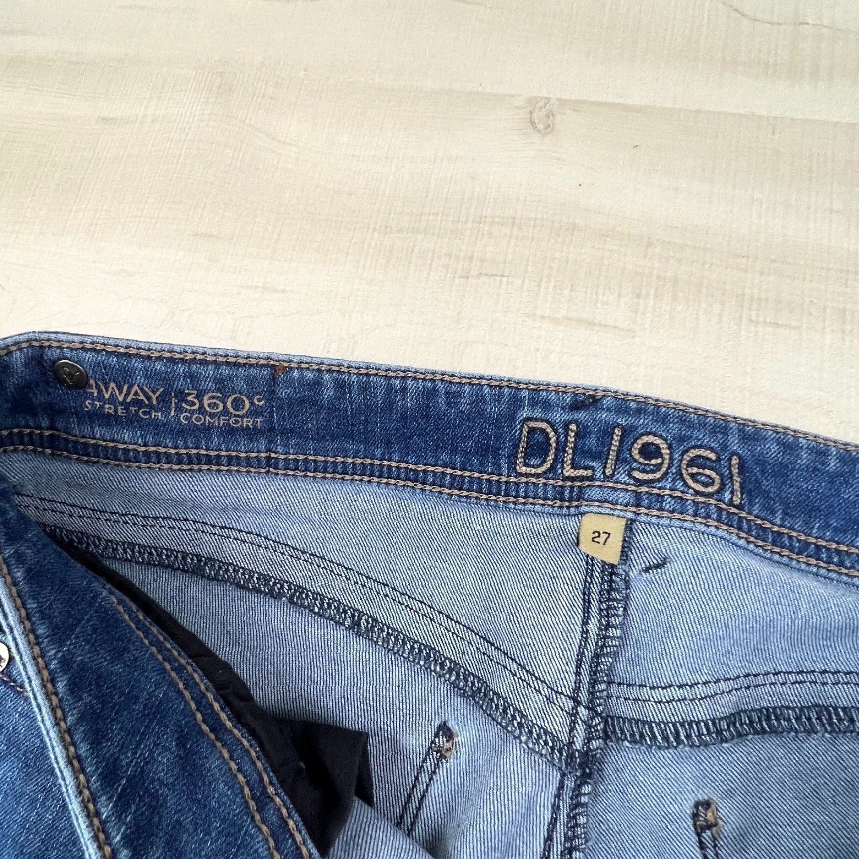 DL1961 DL 1961 Womens 27 Low Rise Skinny Blue Stretch Denim Jeans Cotton Blend Size 27" / US 4 / IT 40 - 3 Thumbnail