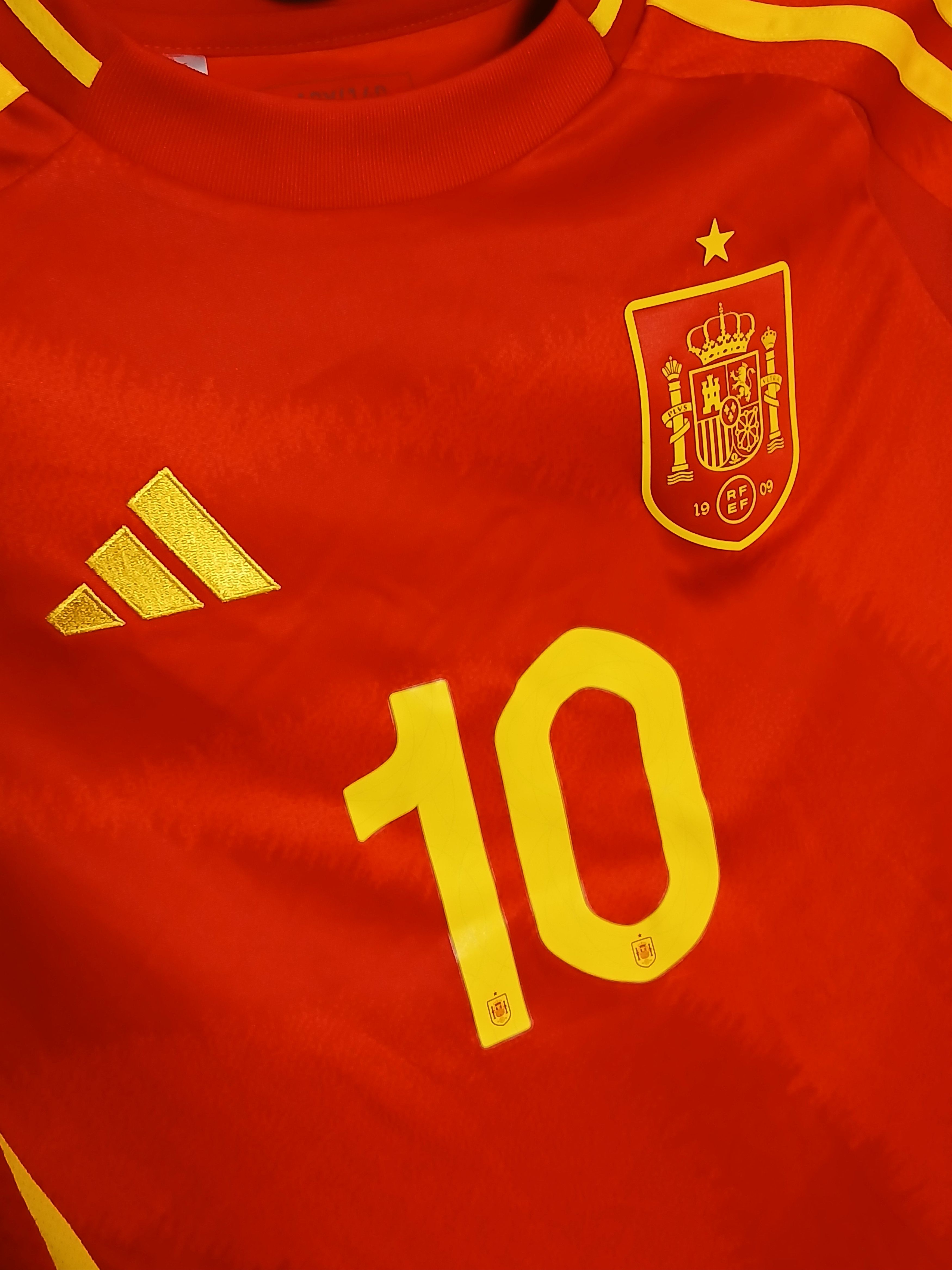 Adidas KIDS Spain National Football Team 24/25 Home Jersey T-Shirt Size US XXS / EU 40 - 3 Thumbnail