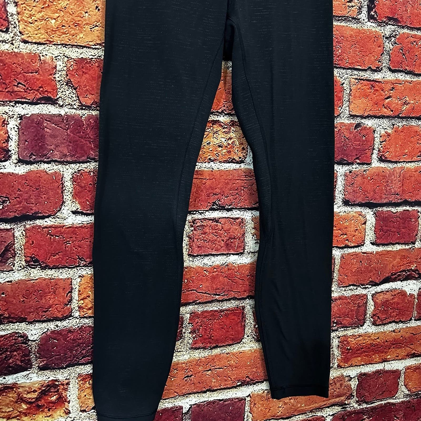 Lululemon lululemon leggings size 4 Size 27" / US 4 / IT 40 - 3 Thumbnail