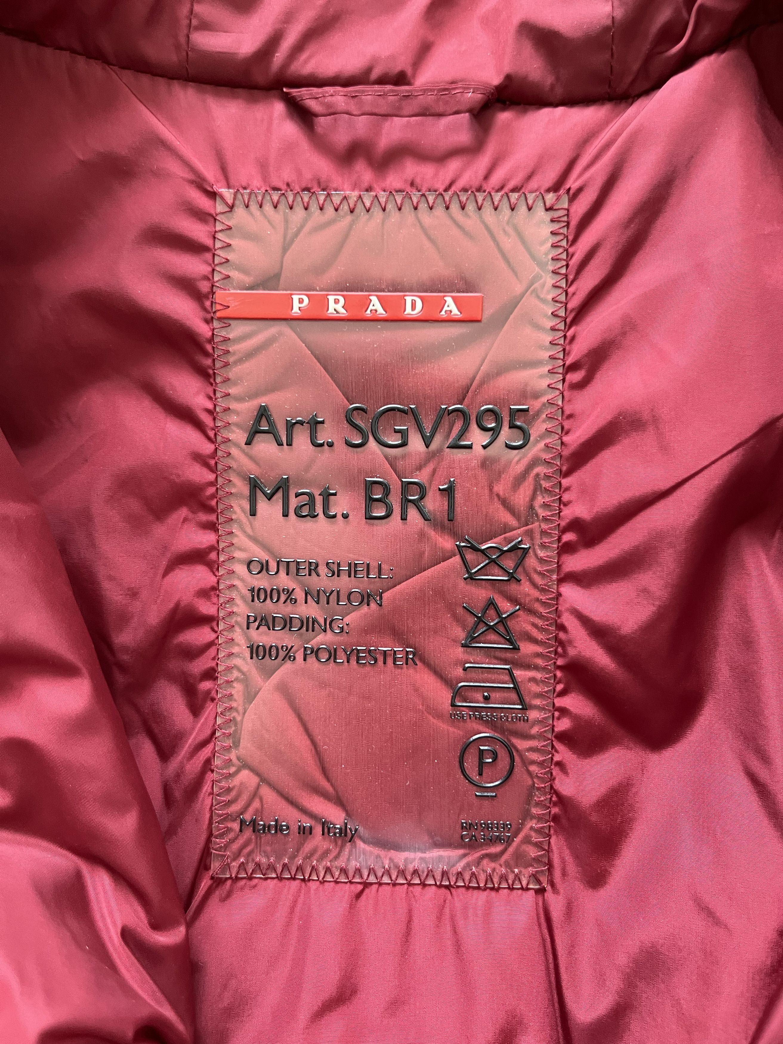 Prada Prada mens nylon padded coat Art. SGV295 Size US M / EU 48-50 / 2 - 3 Thumbnail