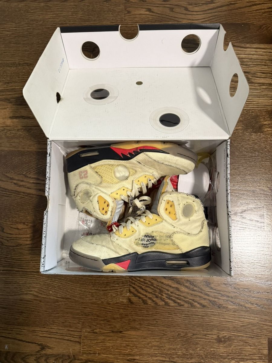 Jordan Brand × Off-White Off-White Jordan 5 ‘Sail’ Size US 9 / EU 42 - 10 Thumbnail