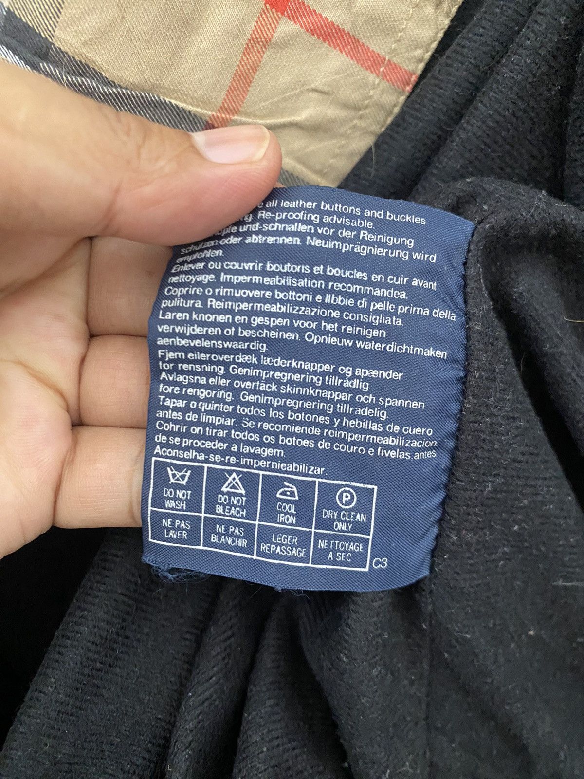 Burberry BURBERRY LONDON WINDBREAKER JACKET ENGLAND MADE Size US M / EU 48-50 / 2 - 7 Thumbnail