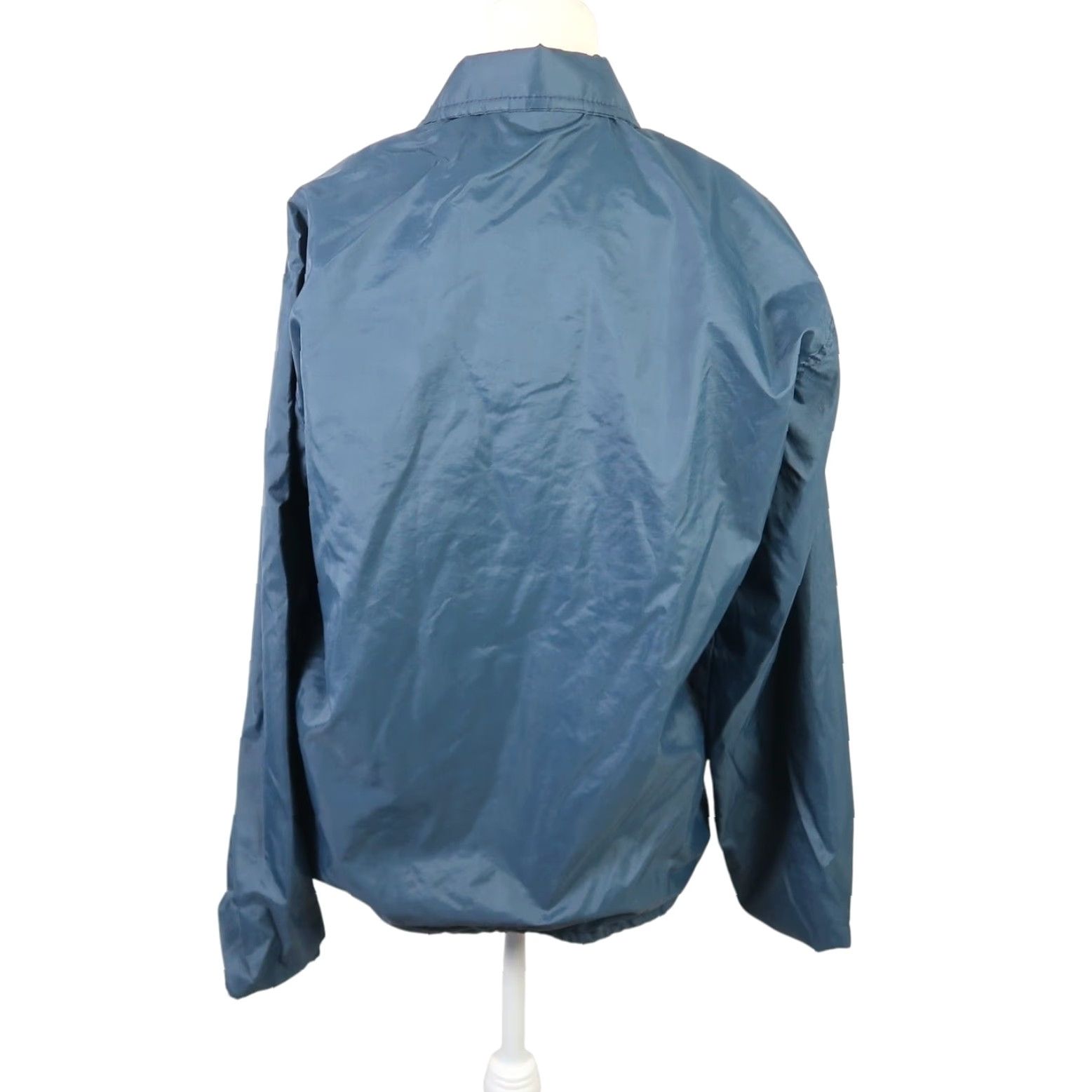 Vintage VINTAGE West Wind windbreaker jacket Mens Small Navy Blue 80s Navy Blue Windbreaker Jacket Casual Snap Front 80s Mens Small Boys Girls Size US S / EU 44-46 / 1 - 4 Thumbnail
