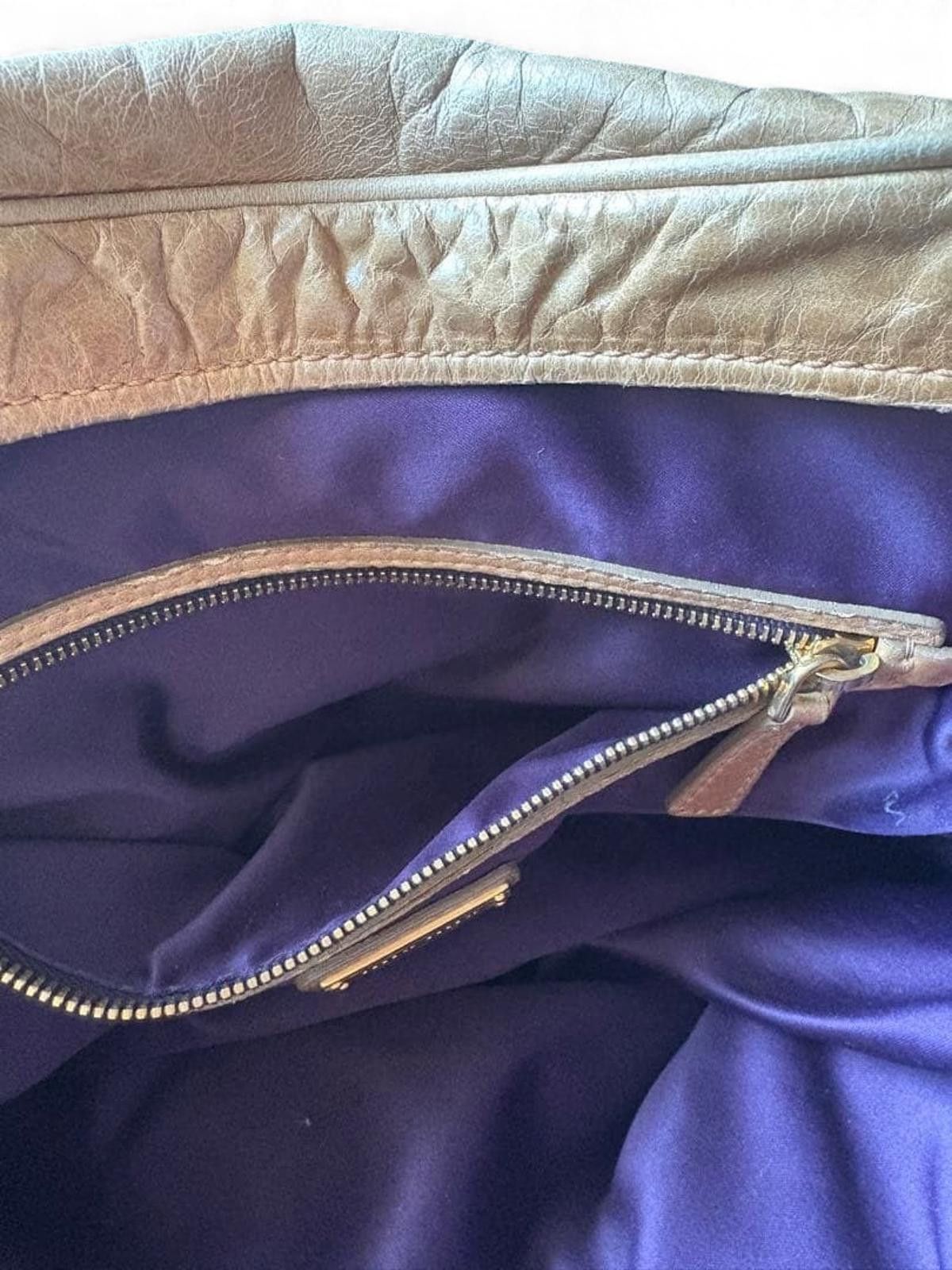 Miu Miu Miu Miu - Beige Leather Handbag Gold Hardware Size ONE SIZE - 7 Thumbnail