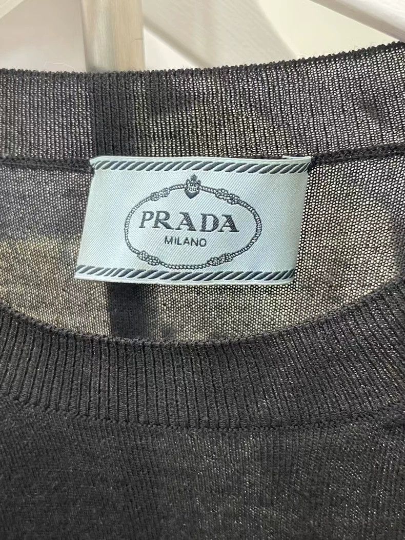 Prada Prada Size 38 Knitted long sleeves size 38 2501-Nextarrow Size US XS / EU 42 / 0 - 7 Thumbnail