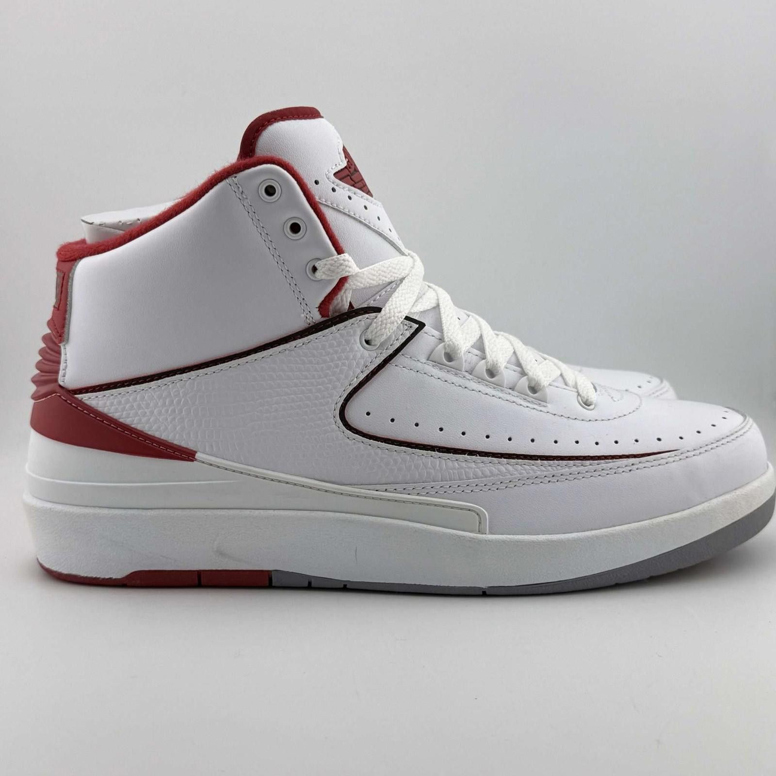 Nike og box Air Jordan 2 Retro White/Red Sneakers US 9.5 New Size US 9.5 / EU 42-43 - 4 Thumbnail