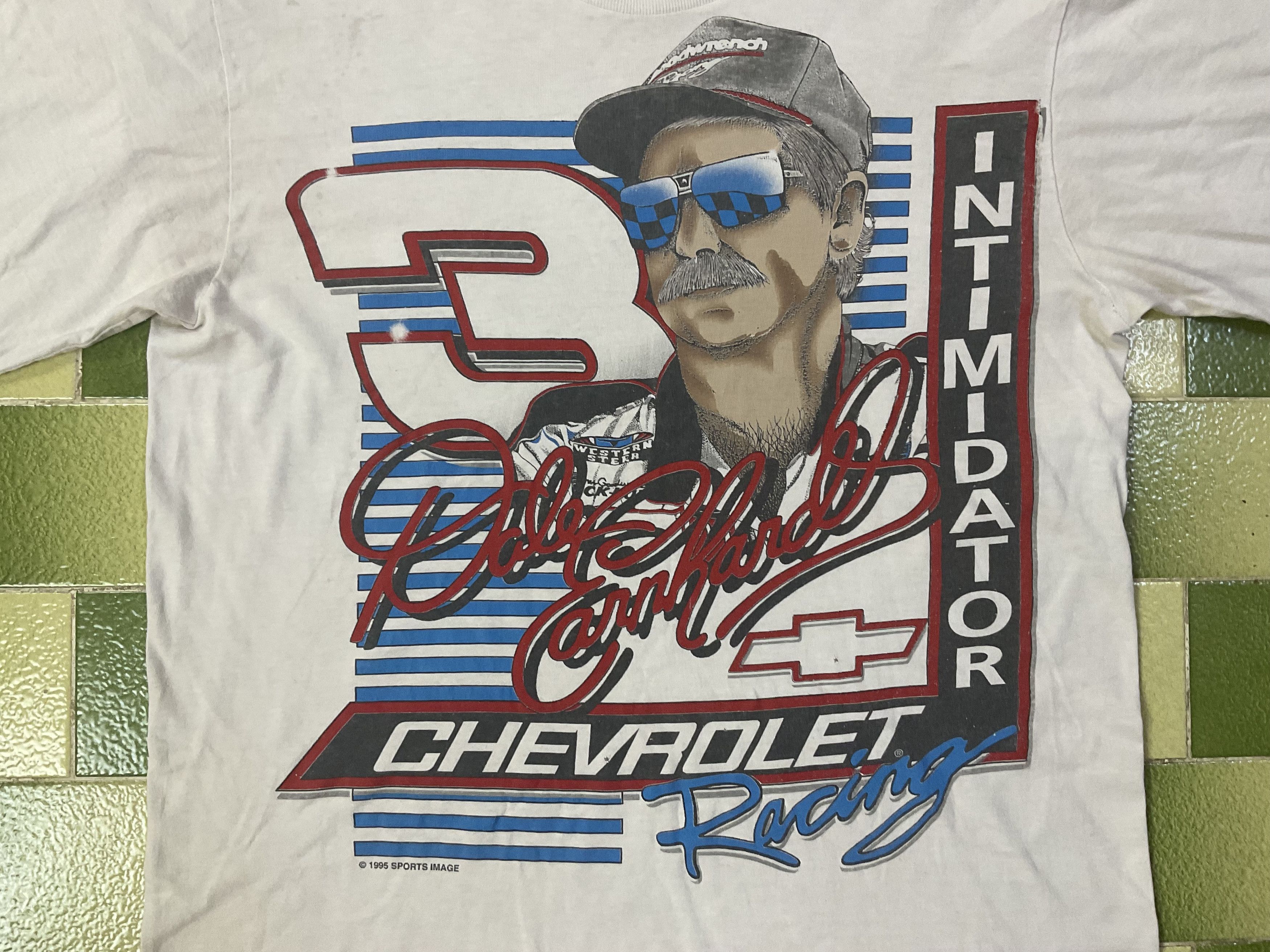 NASCAR Vintage 1995 Dale Earnhardt Chevrolet Intimidator T-Shirt Size US L / EU 52-54 / 3 - 2 Thumbnail