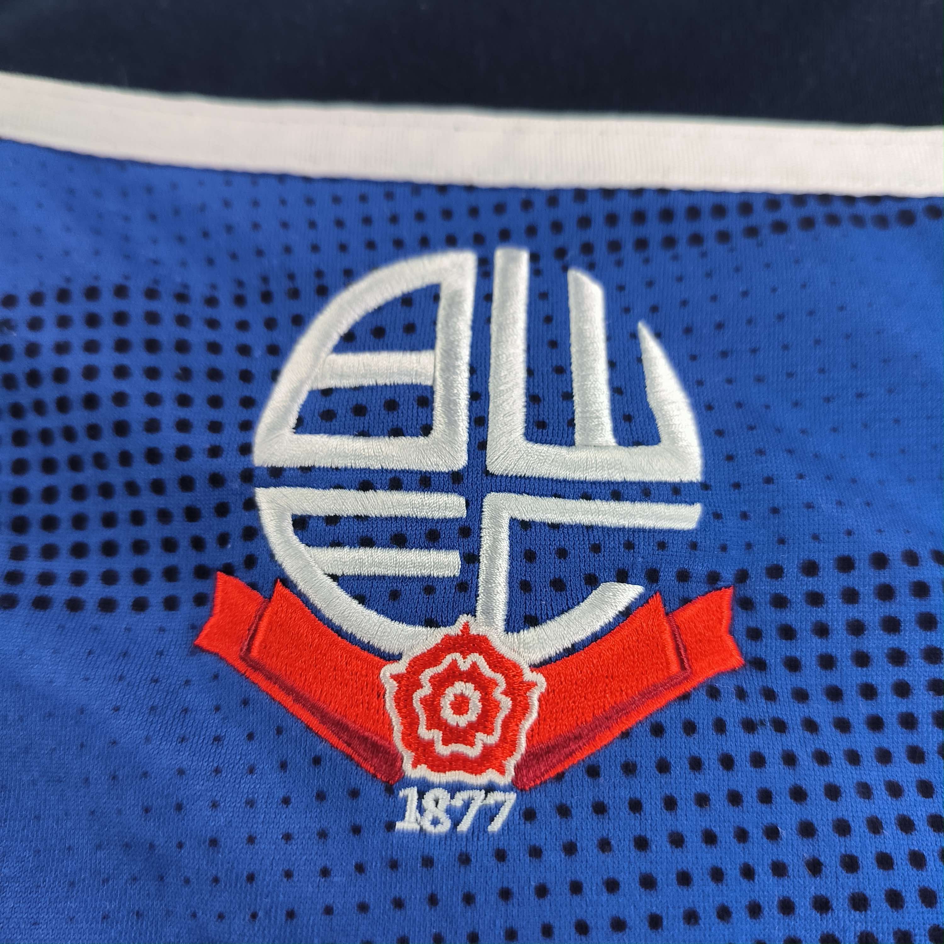 Macron Bolton Wanderers Macron football training top size M Size US M / EU 48-50 / 2 - 3 Thumbnail