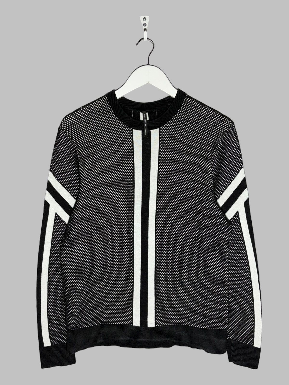 Black Barrett Black Barrett by Neil Barrett Pattern Netting Design Sweater Size US S / EU 44-46 / 1 - 1 Thumbnail