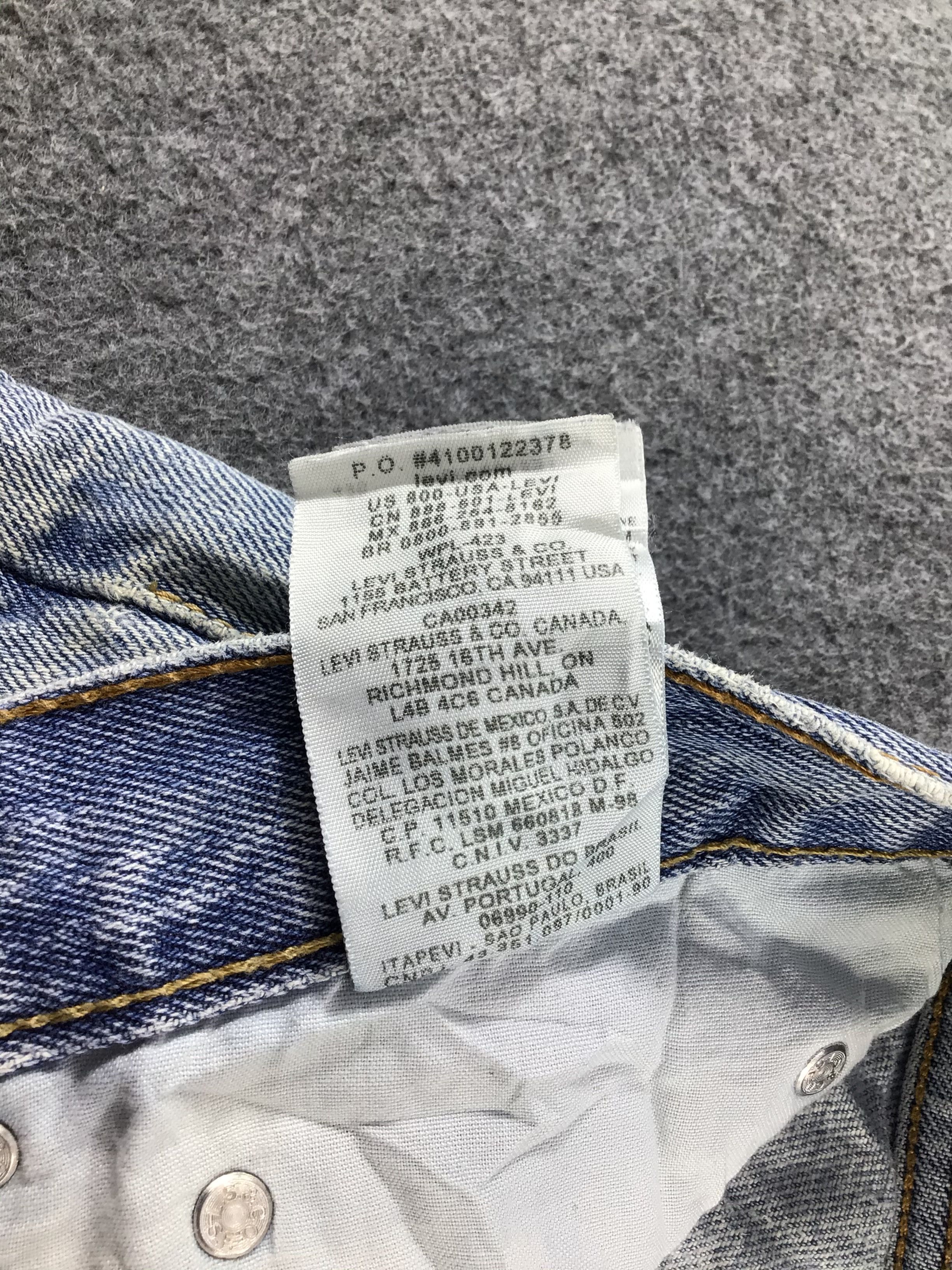 Levi's Vintage Levis 550 Jeans Medium Wash Relaxed Fit Denim KJ195 Size US 36 / EU 52 - 12 Thumbnail